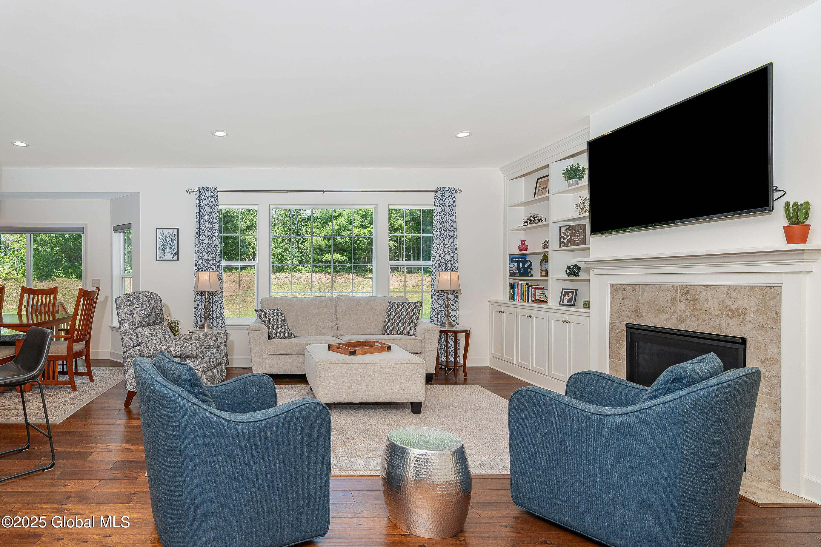 55 Winterberry Lane