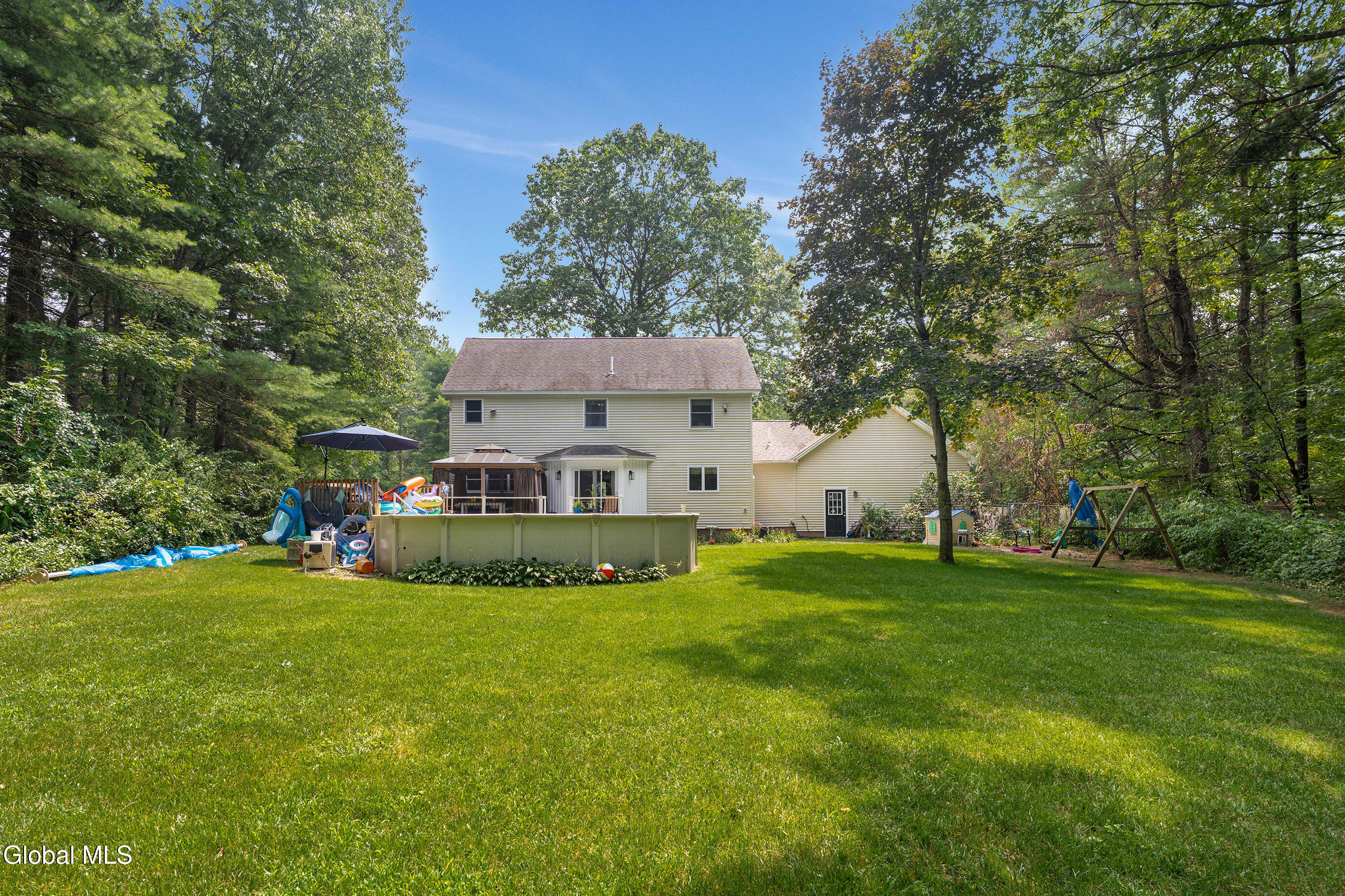 22 Oak View Drive
