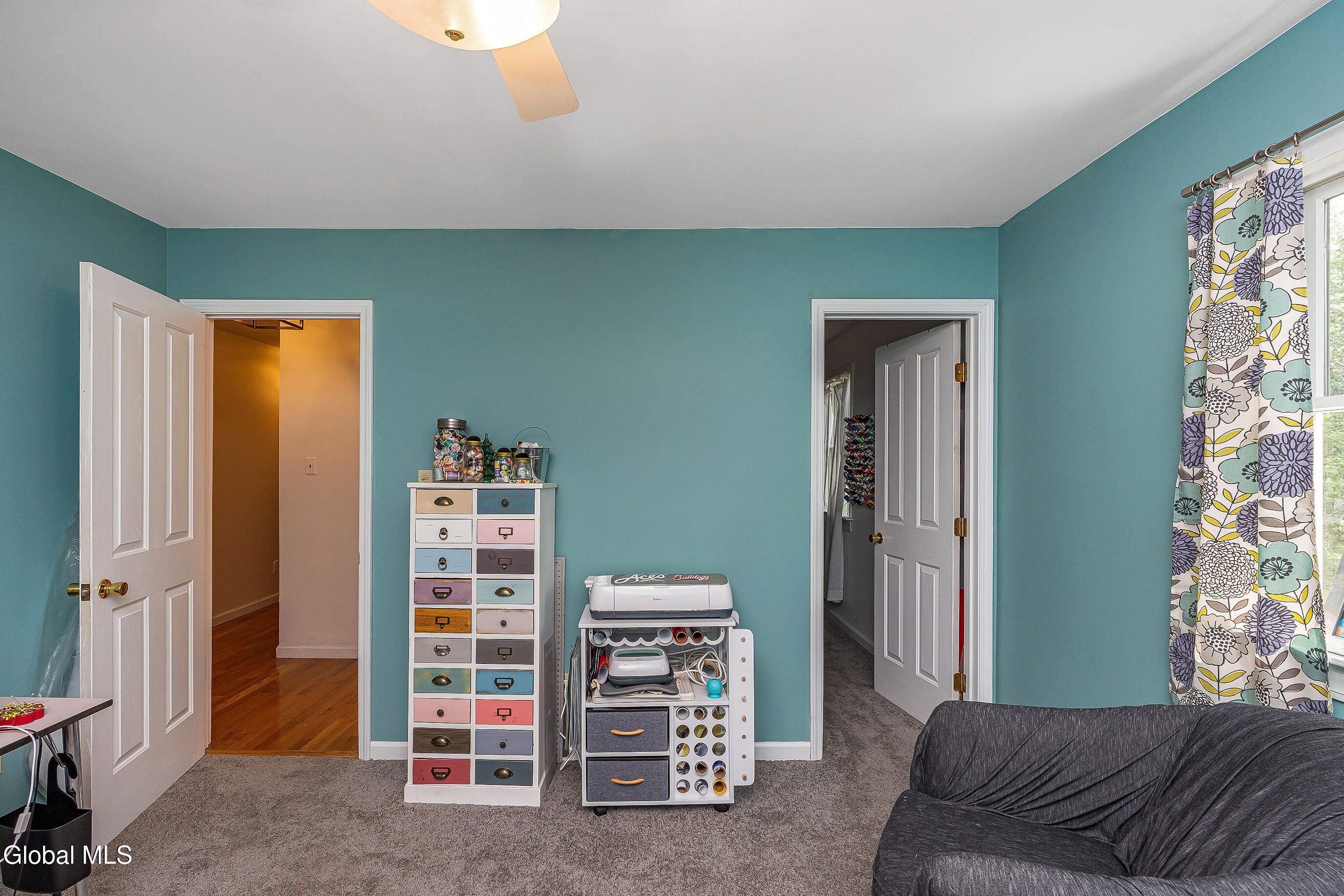 22 Oak View Drive