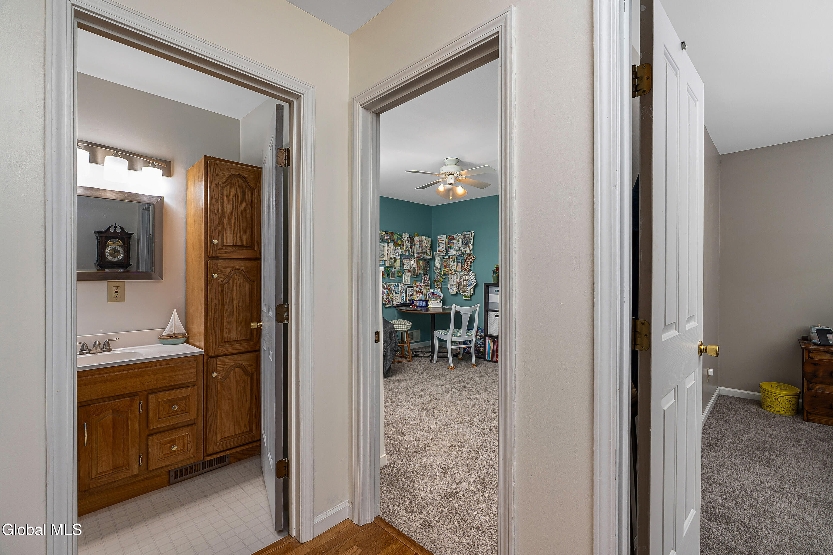 22 Oak View Drive
