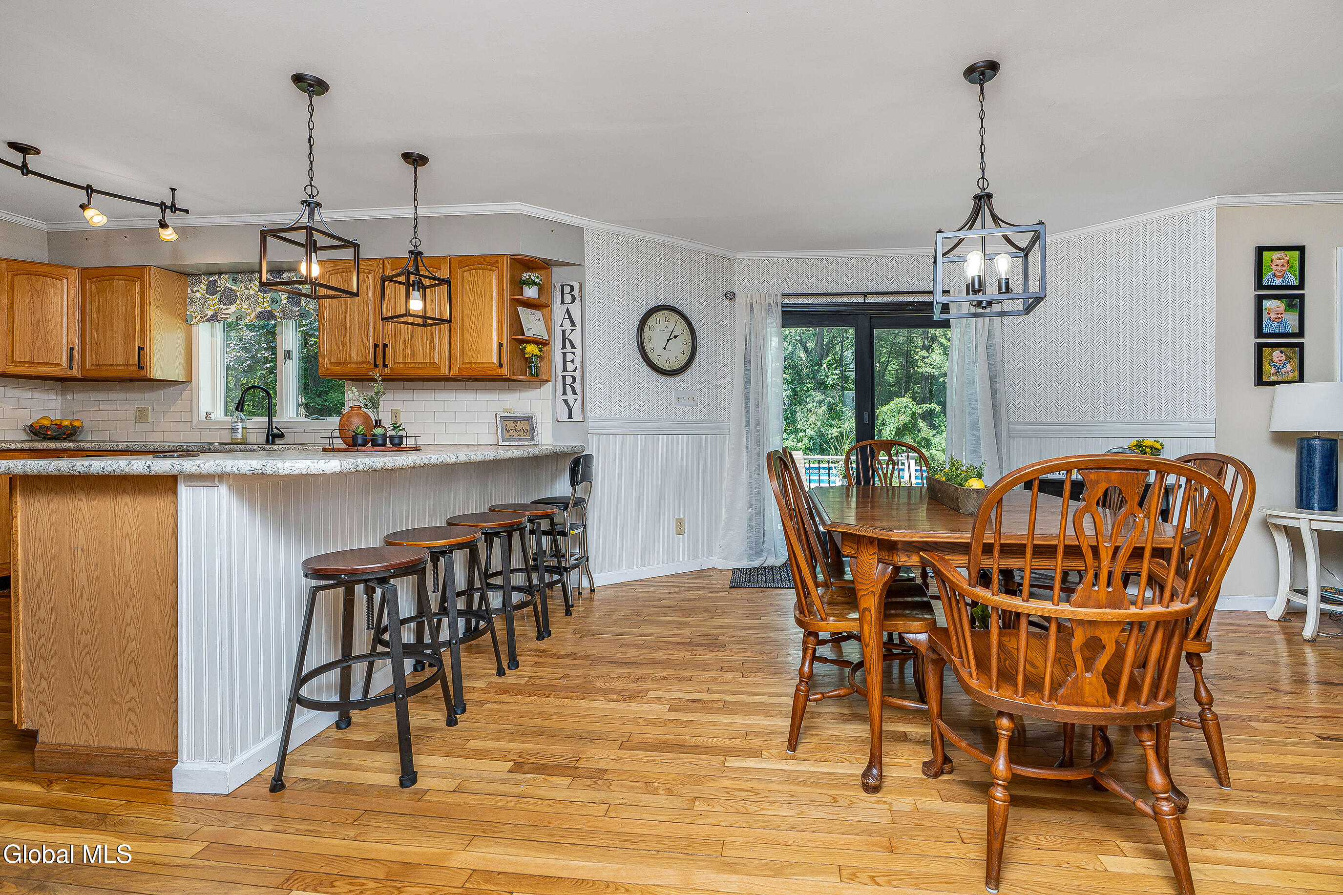 22 Oak View Drive