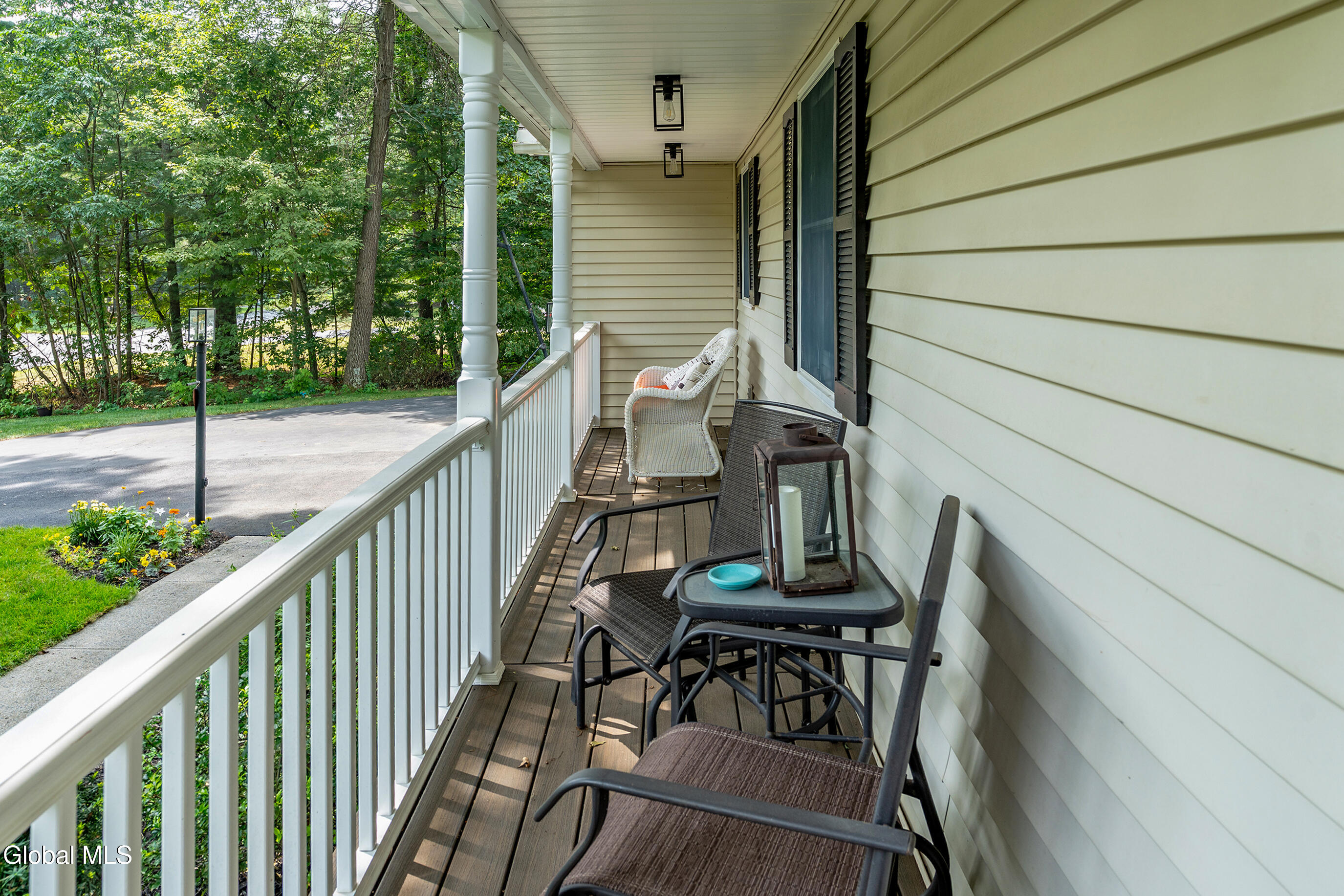 22 Oak View Drive