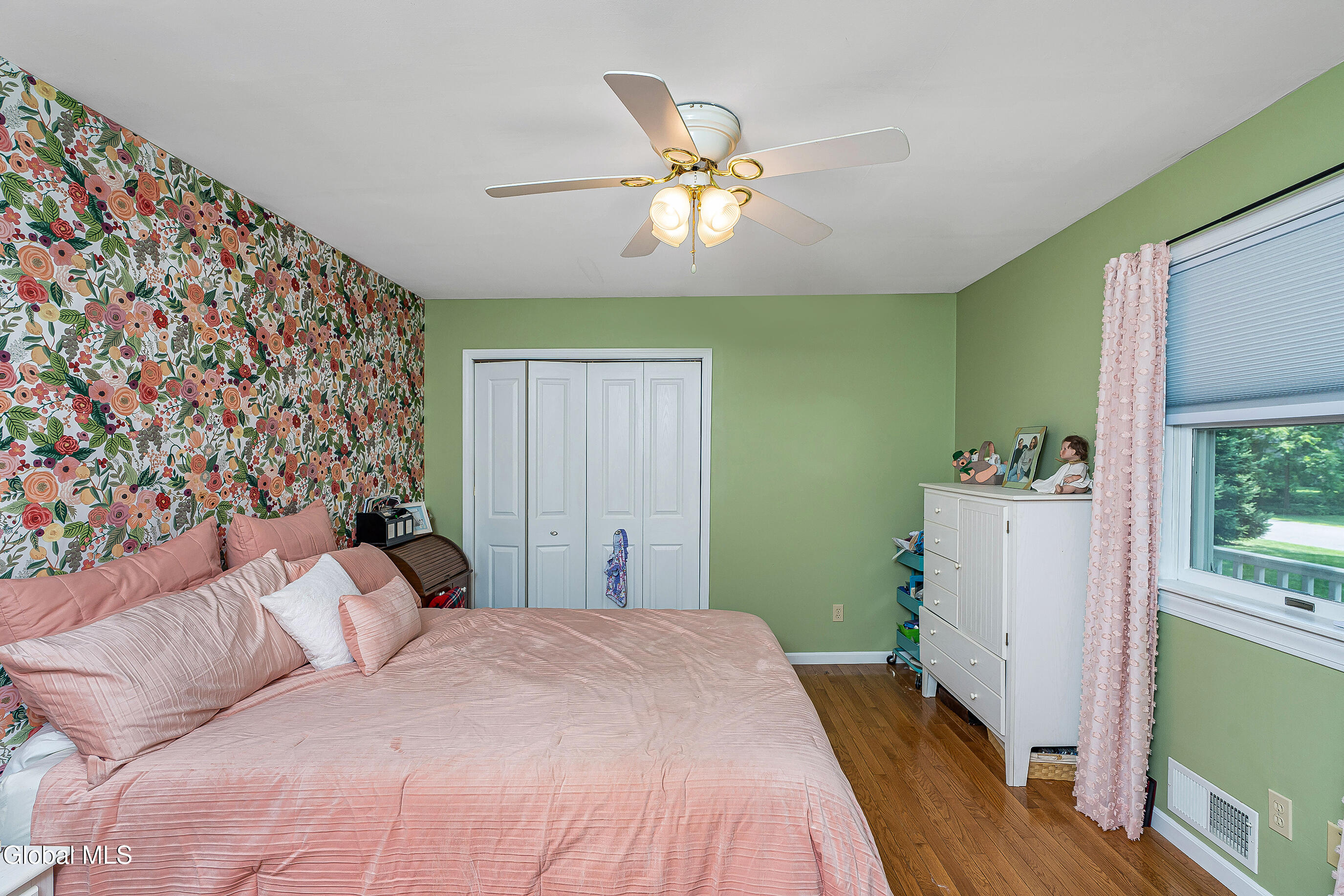 22 Oak View Drive
