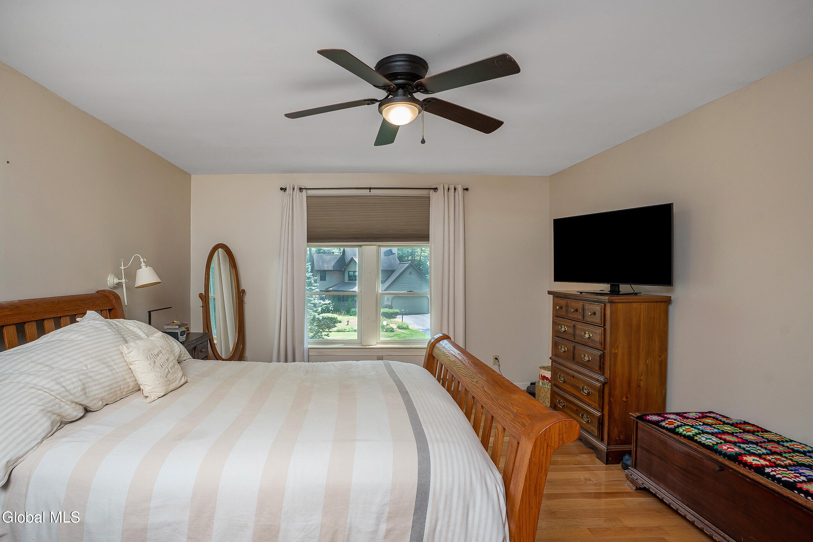 22 Oak View Drive