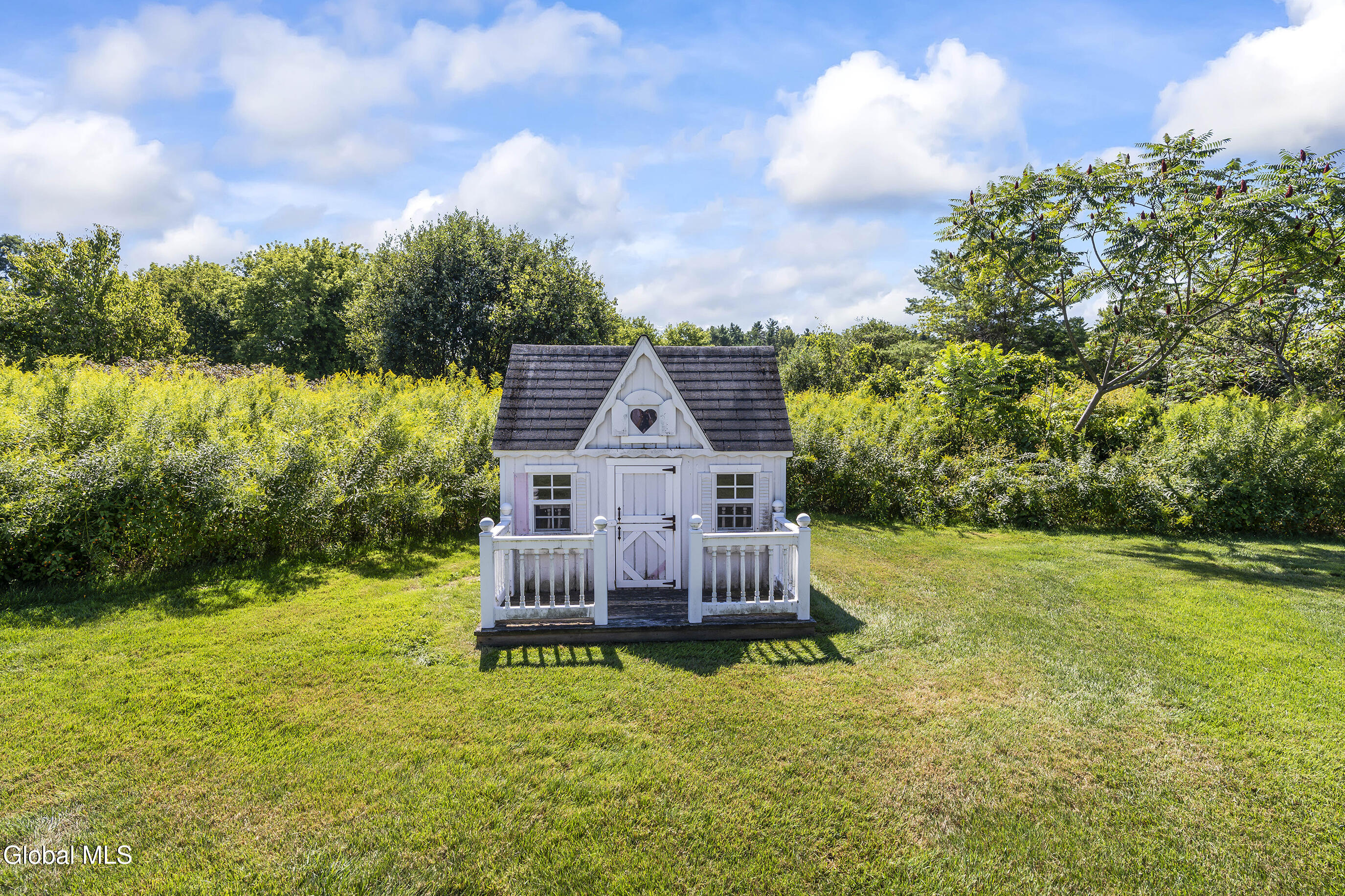 30 Berry Patch Drive
