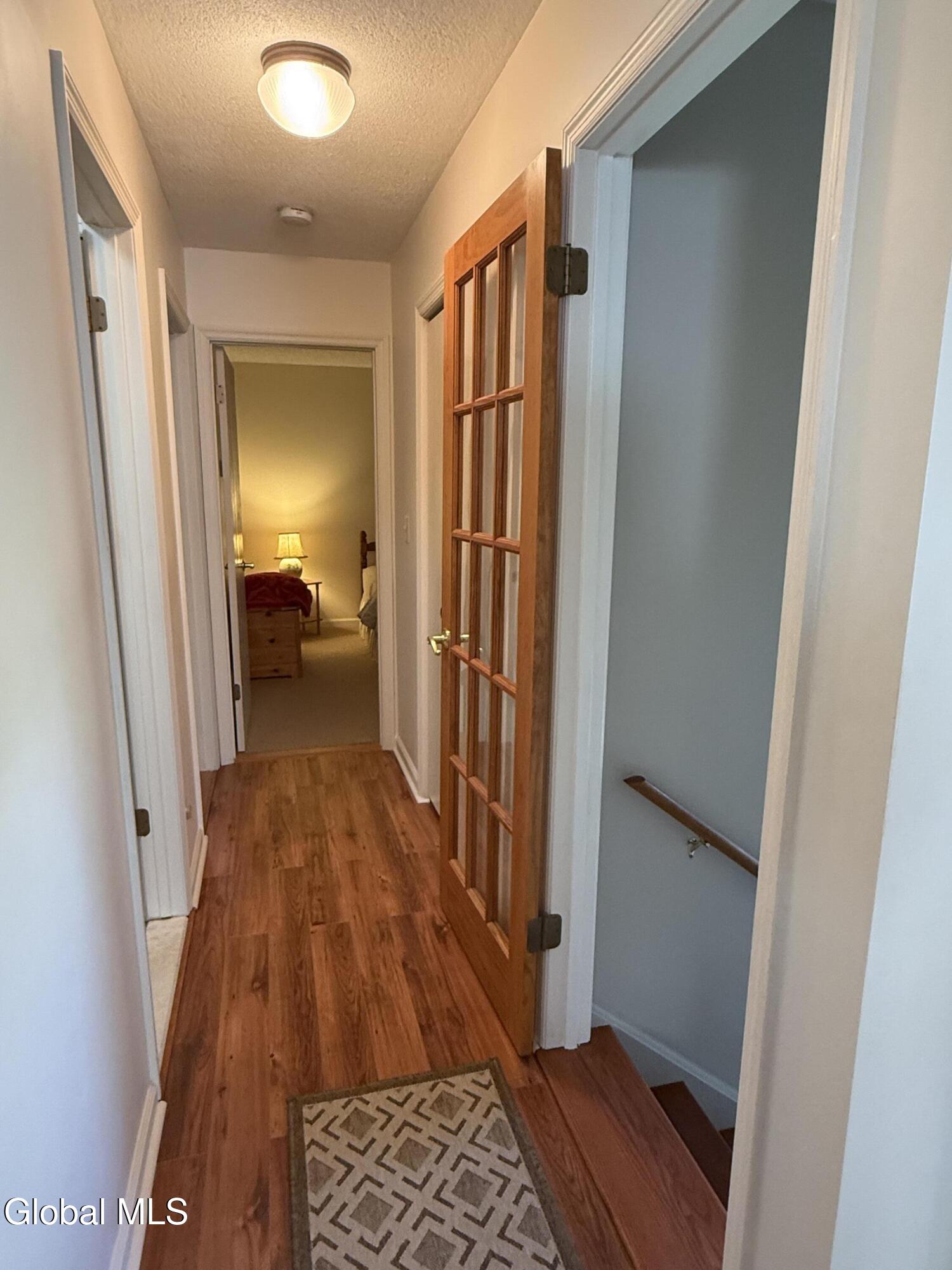 4 Edgewater Place