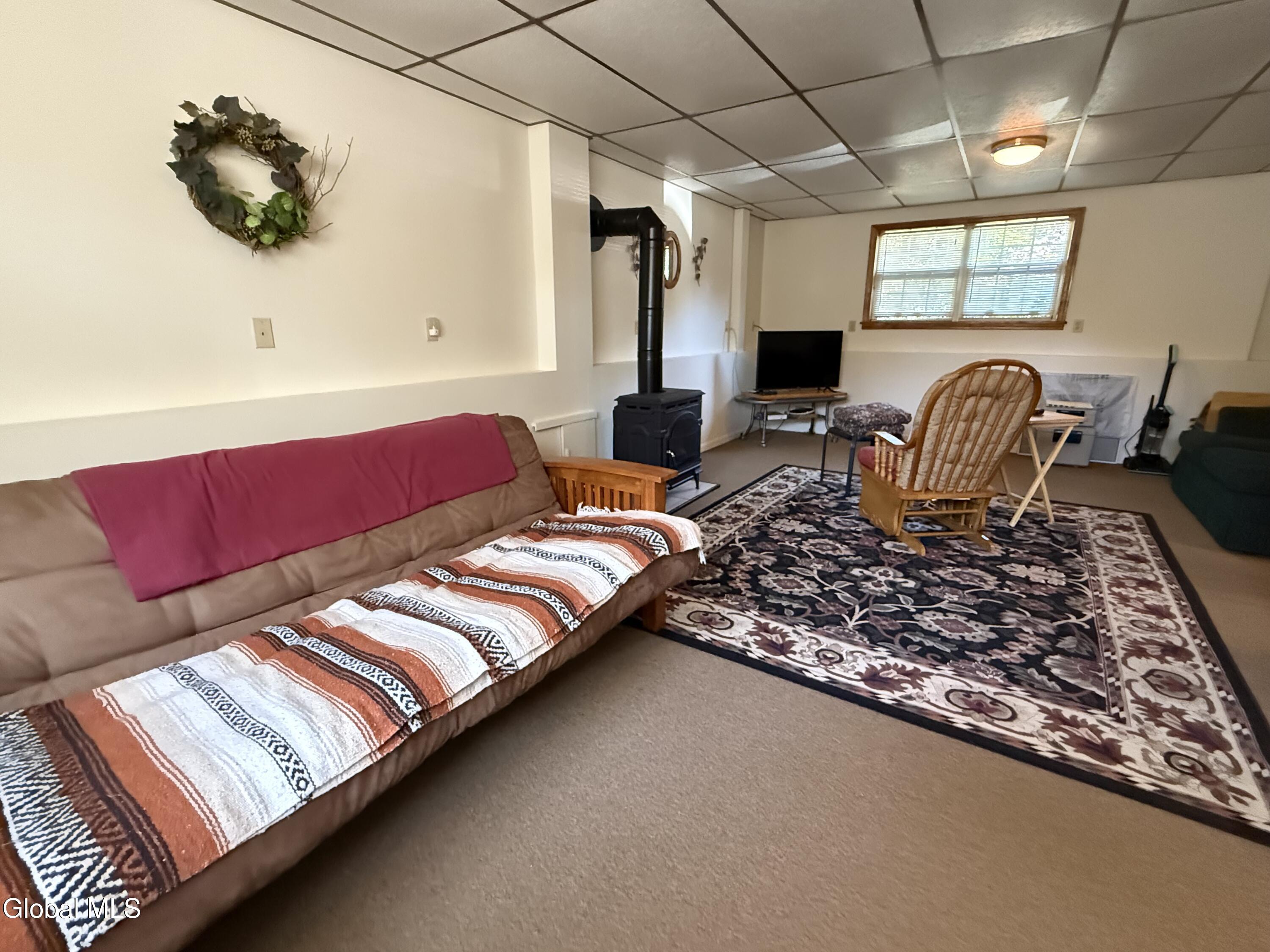 4 Edgewater Place