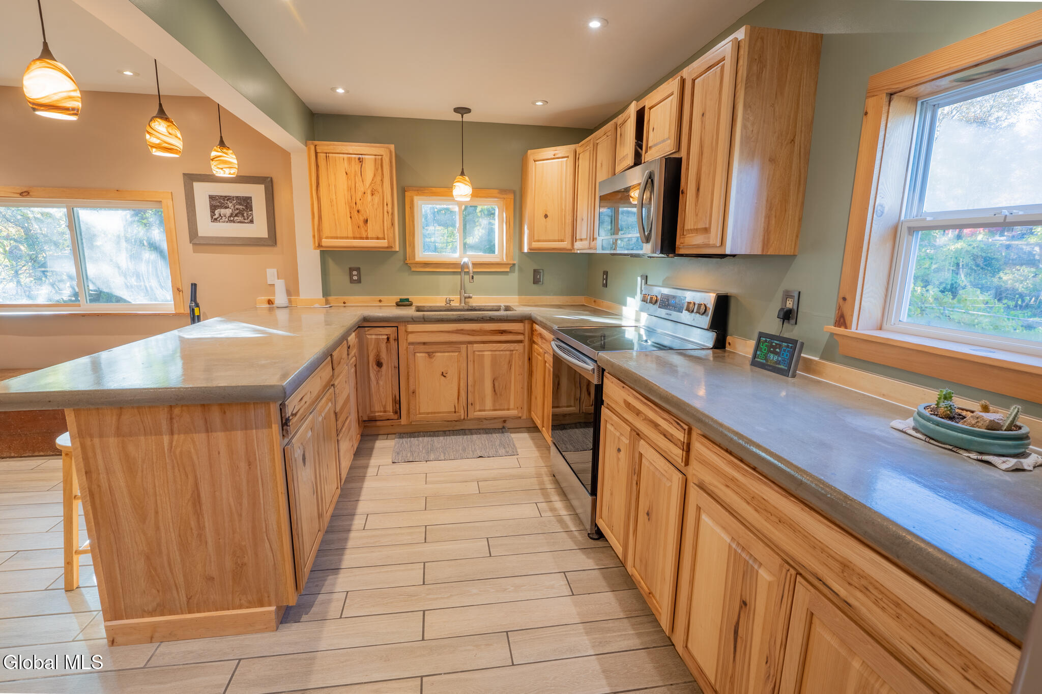 7 Corinth Place