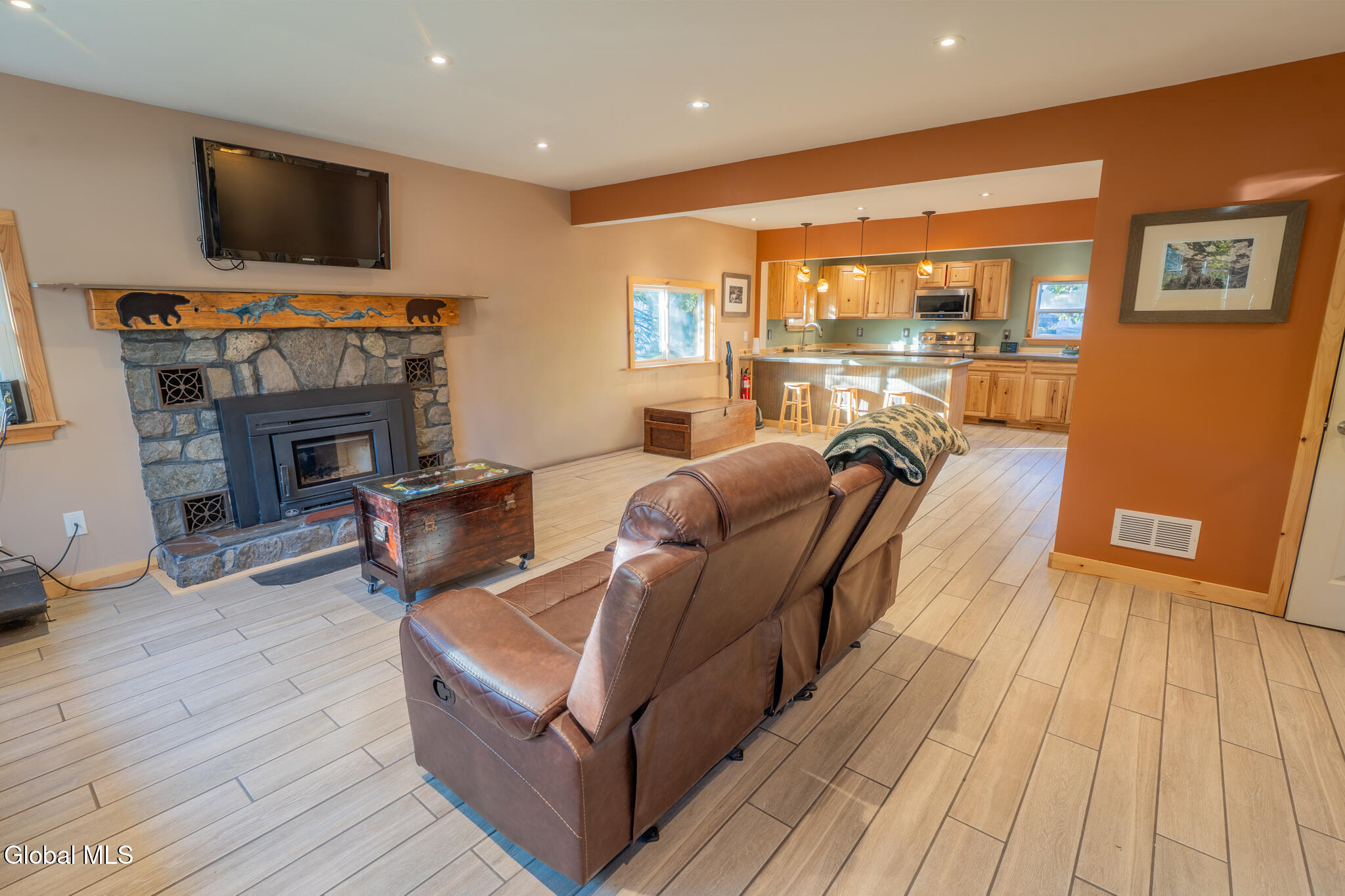 7 Corinth Place