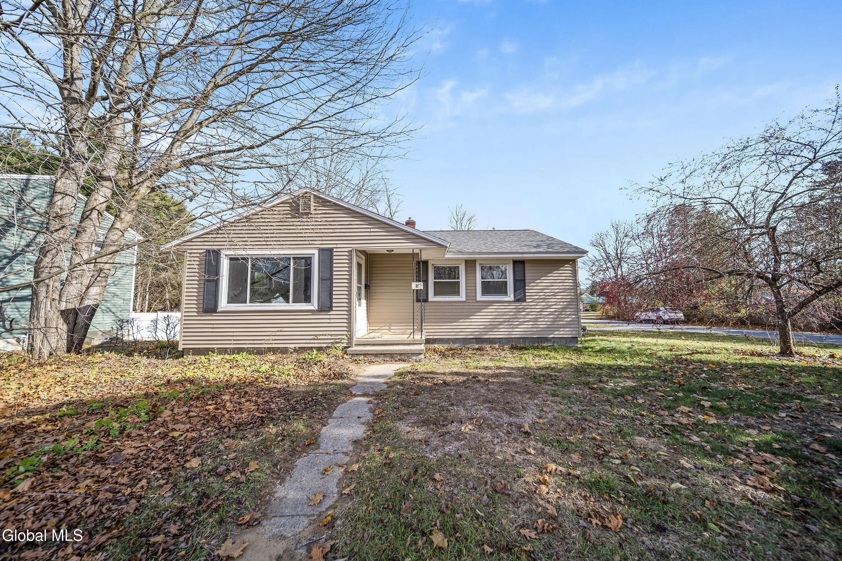 12 Bullard Avenue