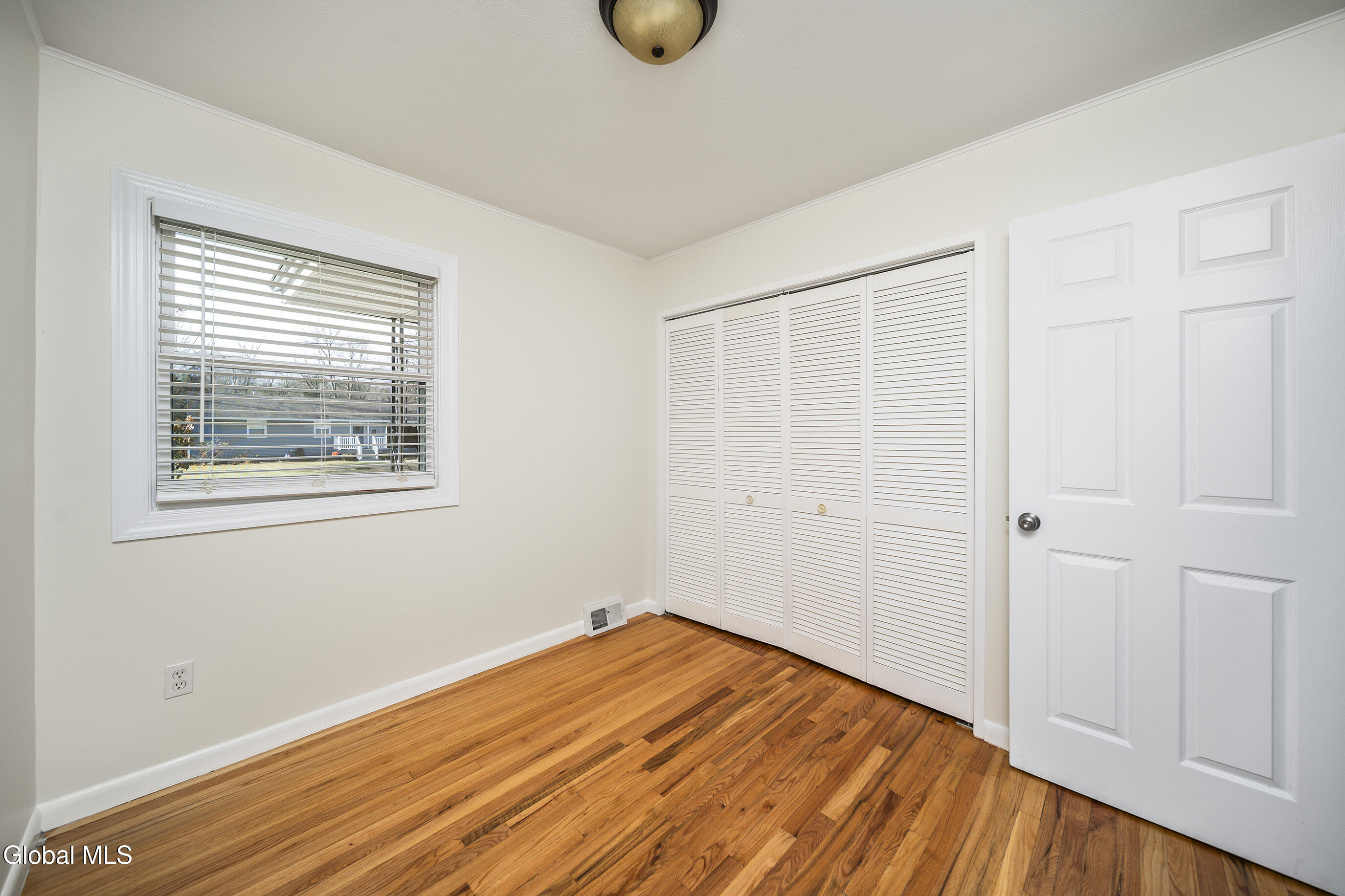 12 Bullard Avenue
