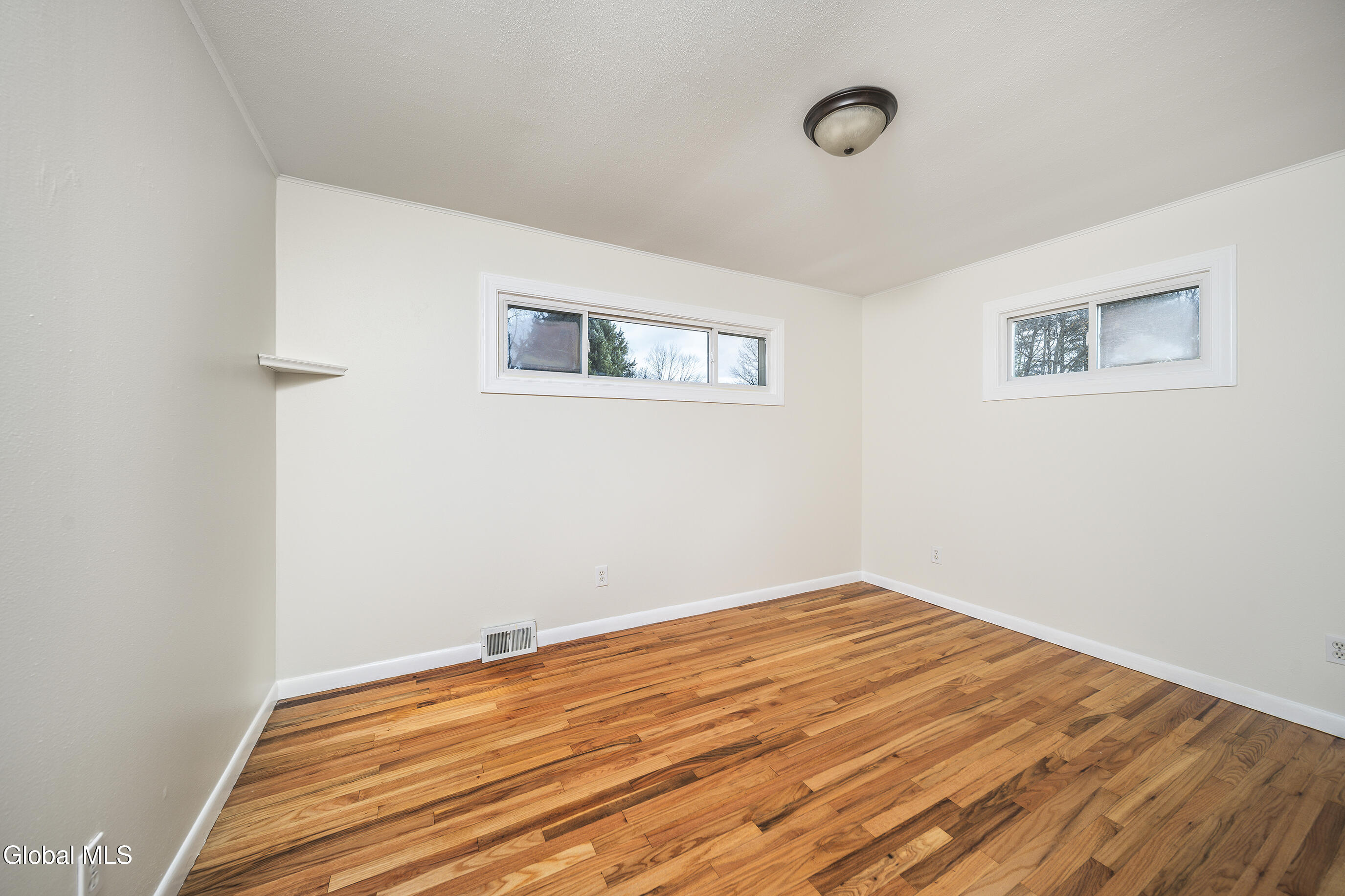 12 Bullard Avenue