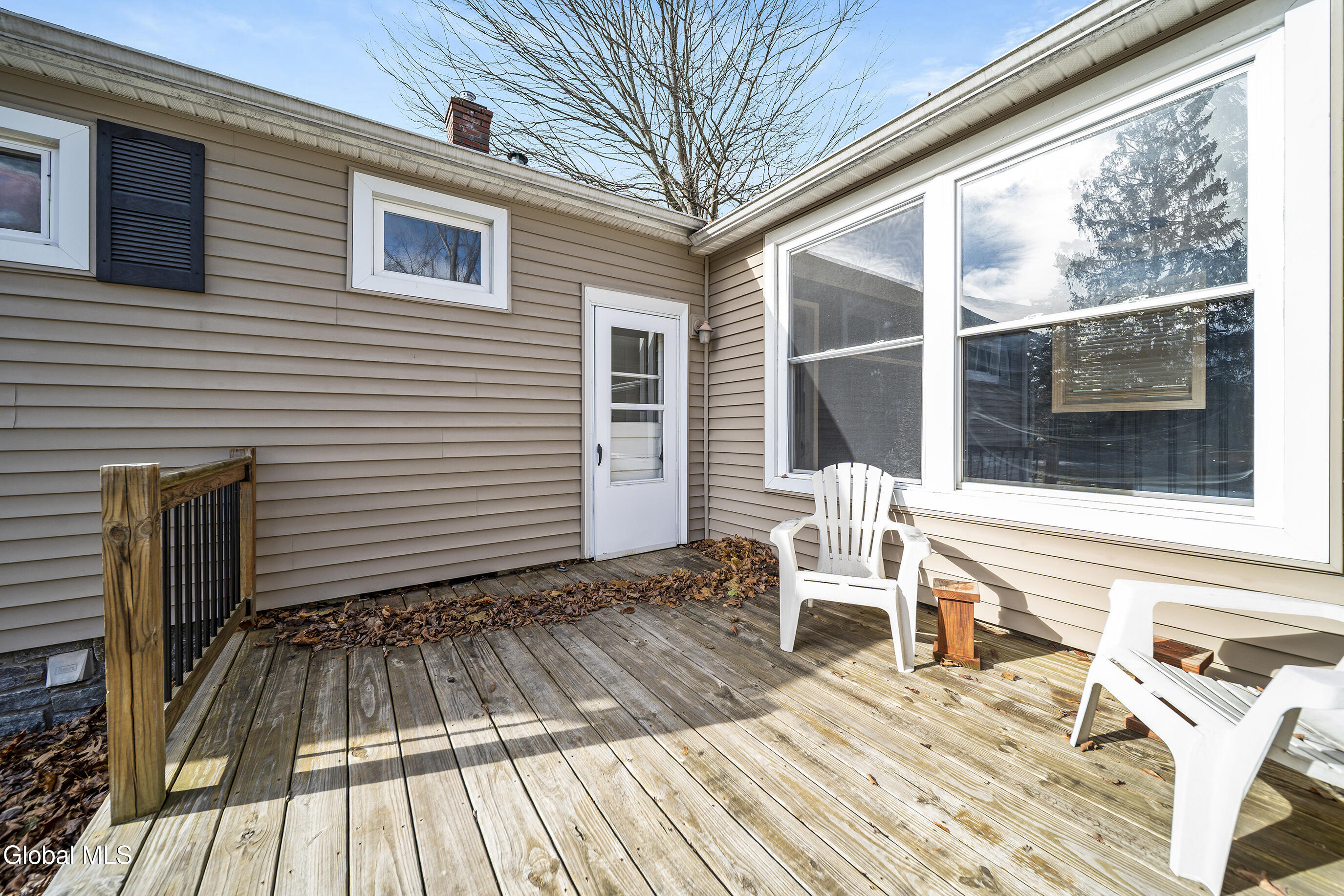 12 Bullard Avenue