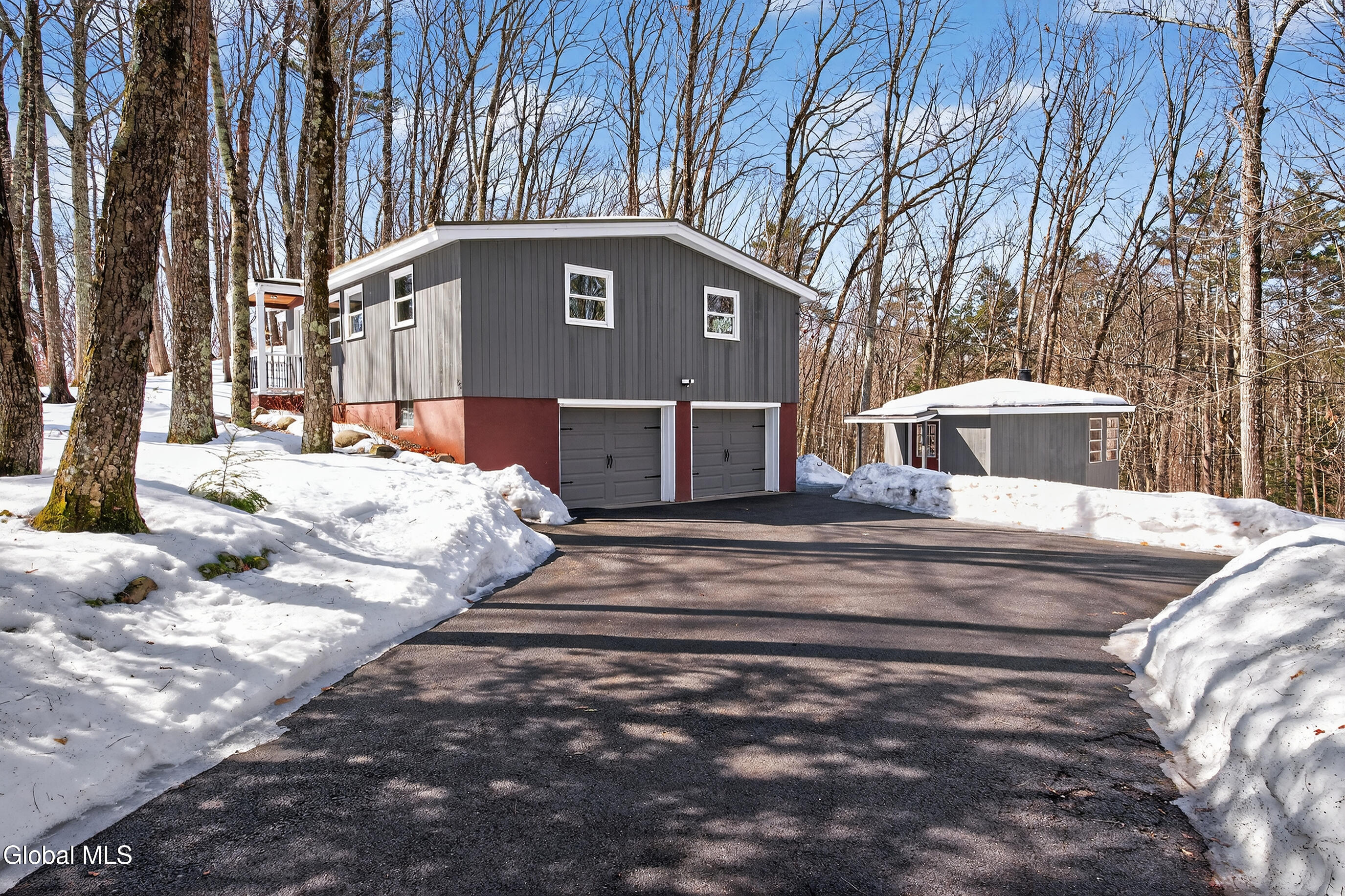 55 Country Colony Road