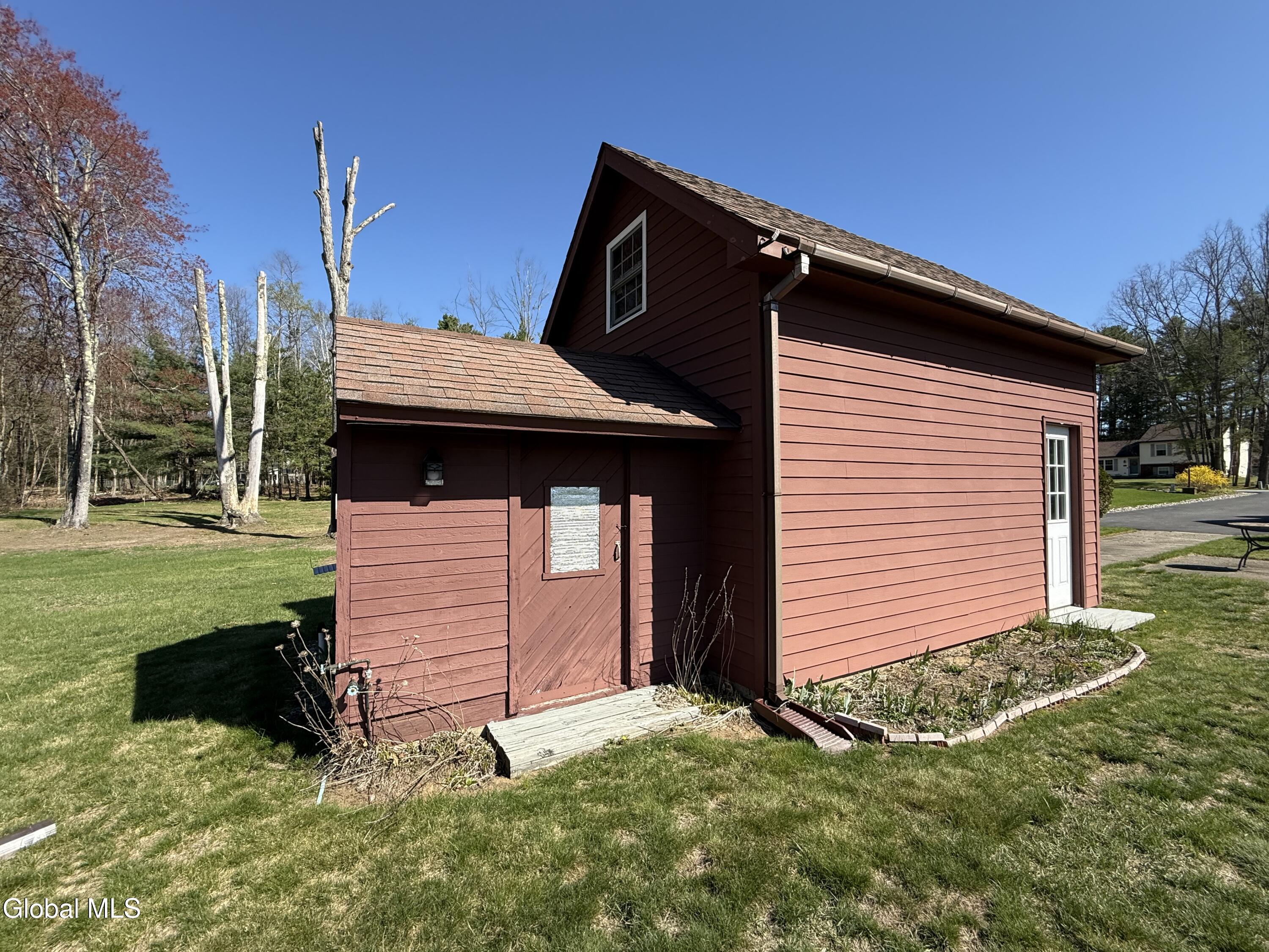 45 Laurel Lane