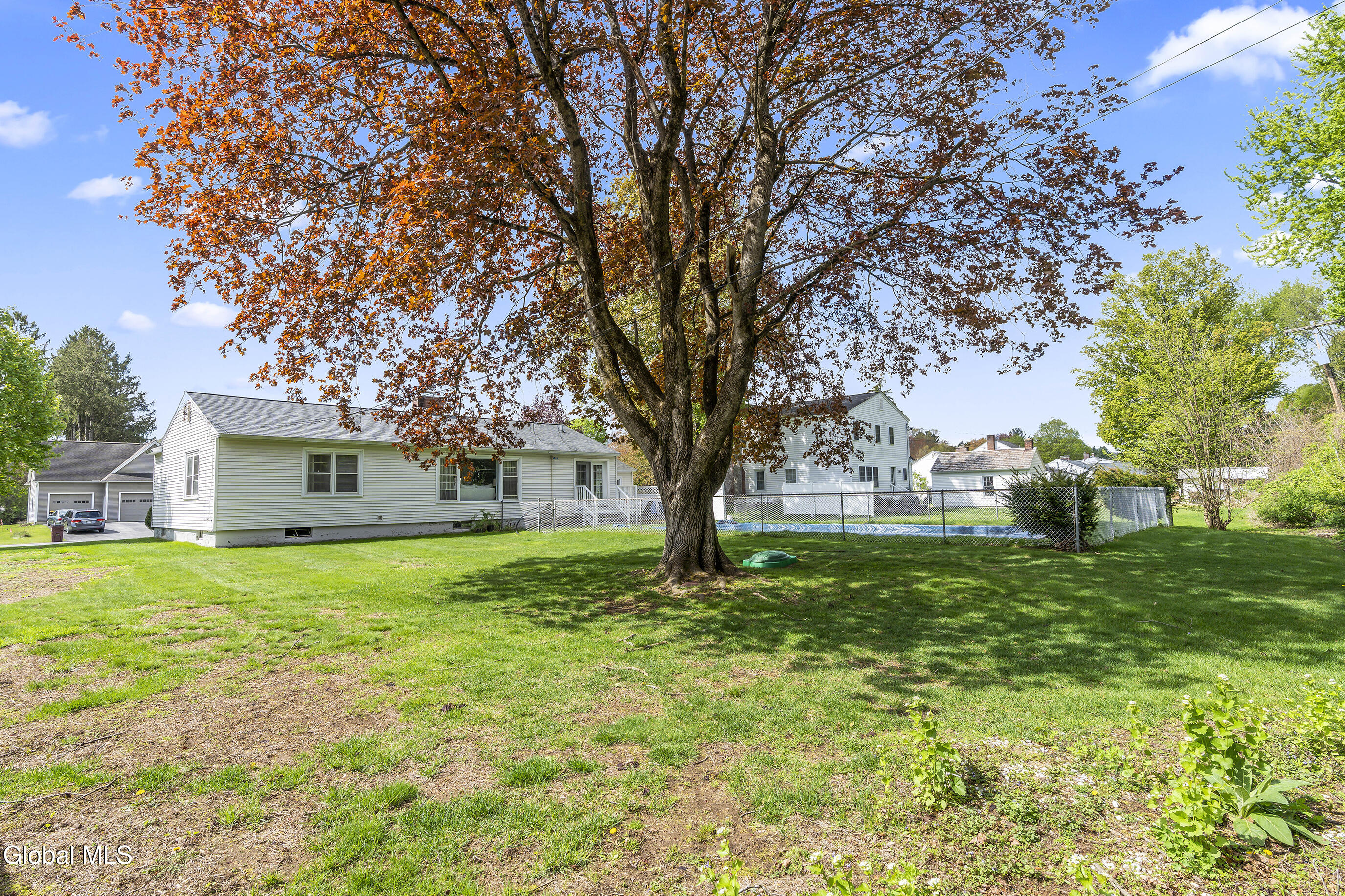 13 Pershing Road