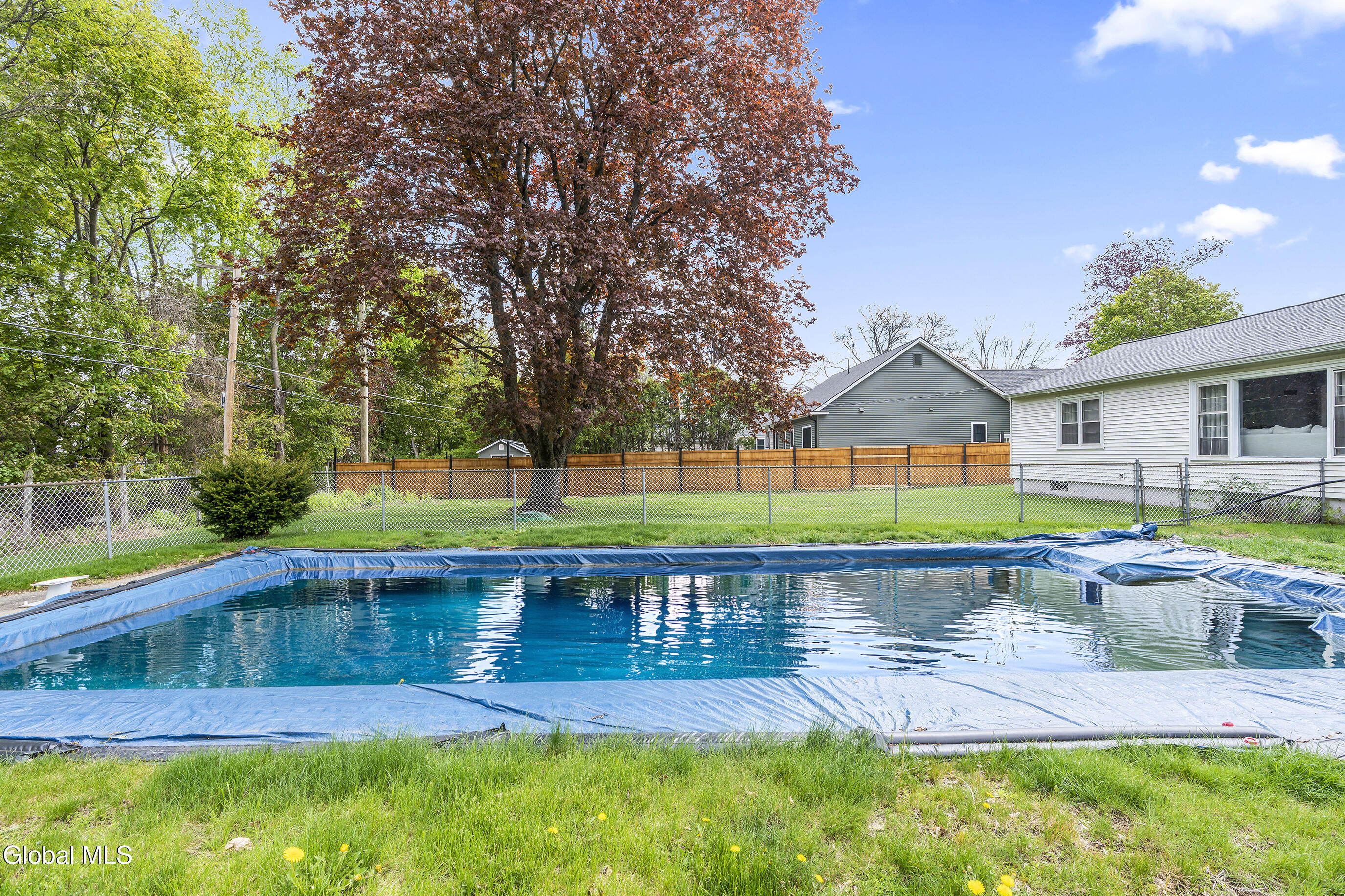 13 Pershing Road
