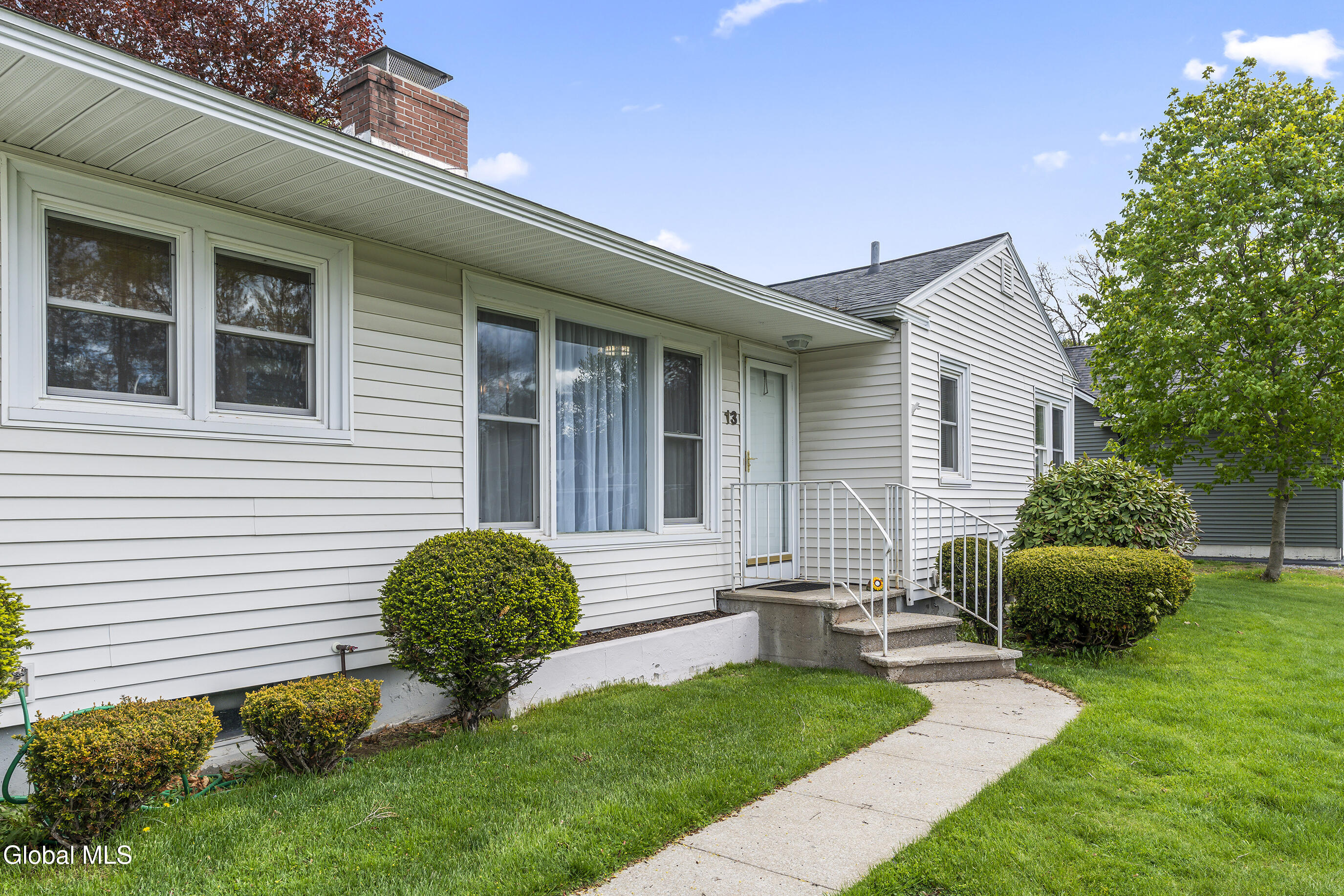 13 Pershing Road