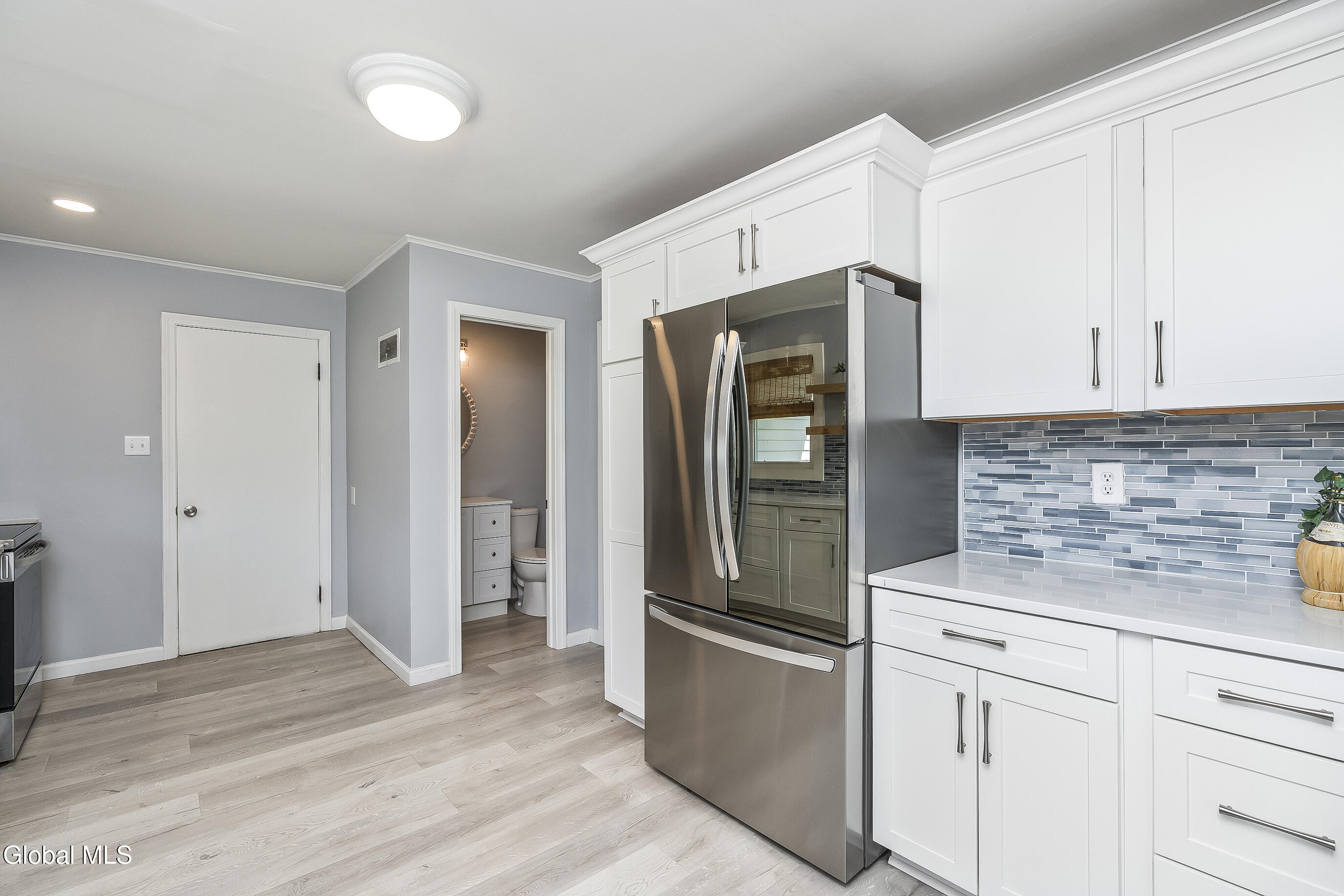 13 Pershing Road