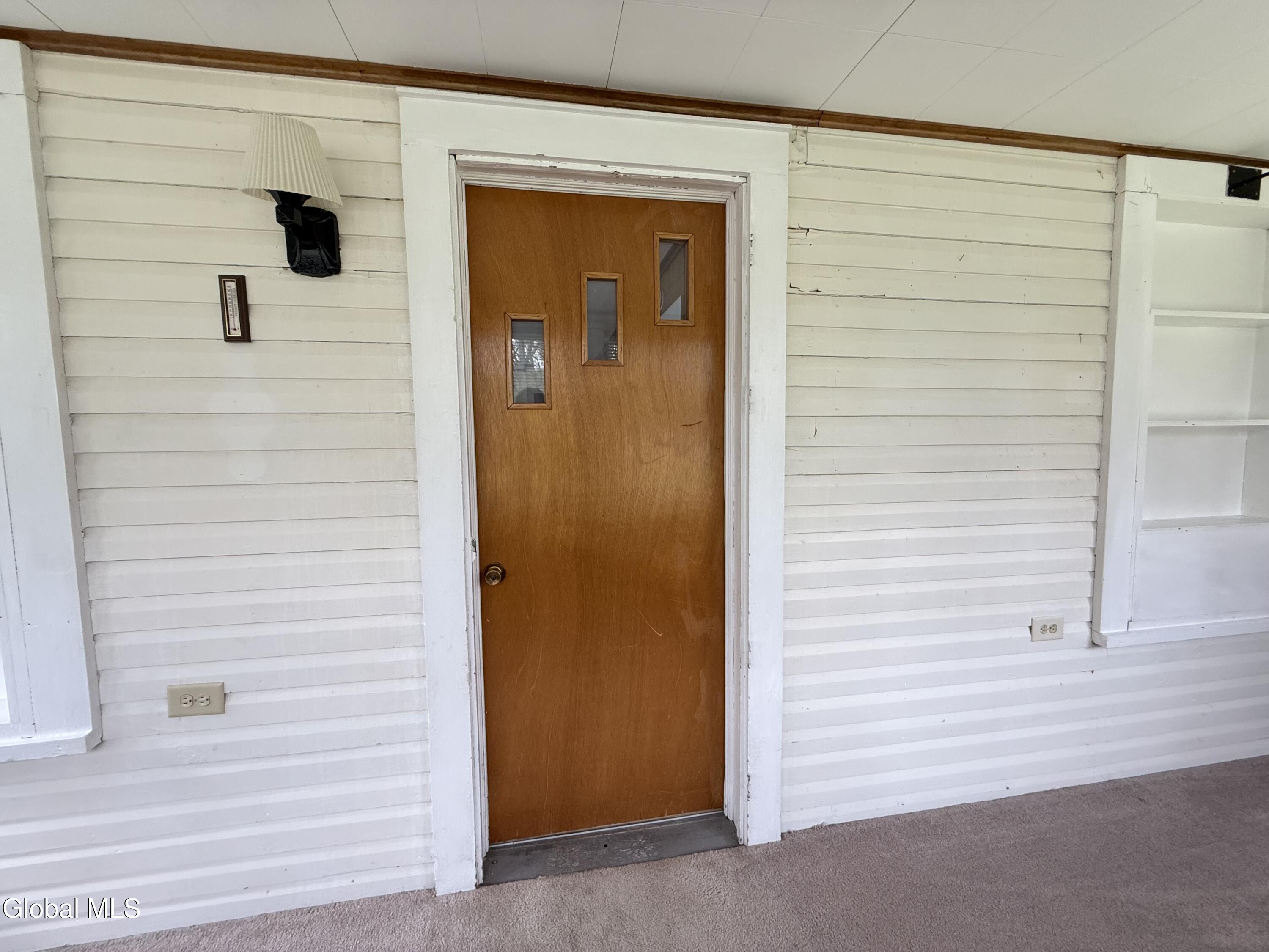 11 Bly Avenue