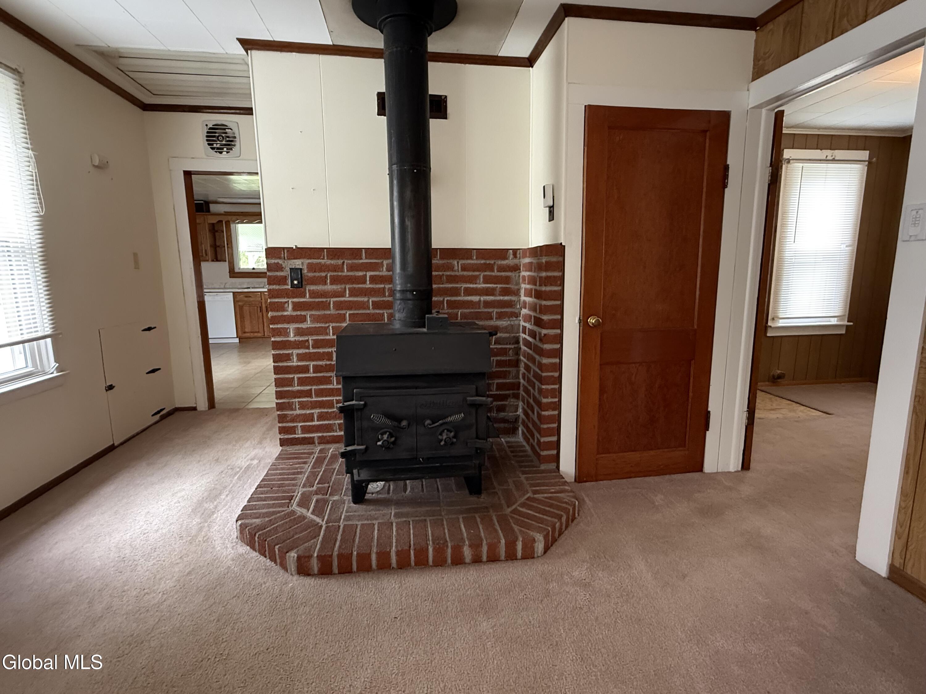 11 Bly Avenue