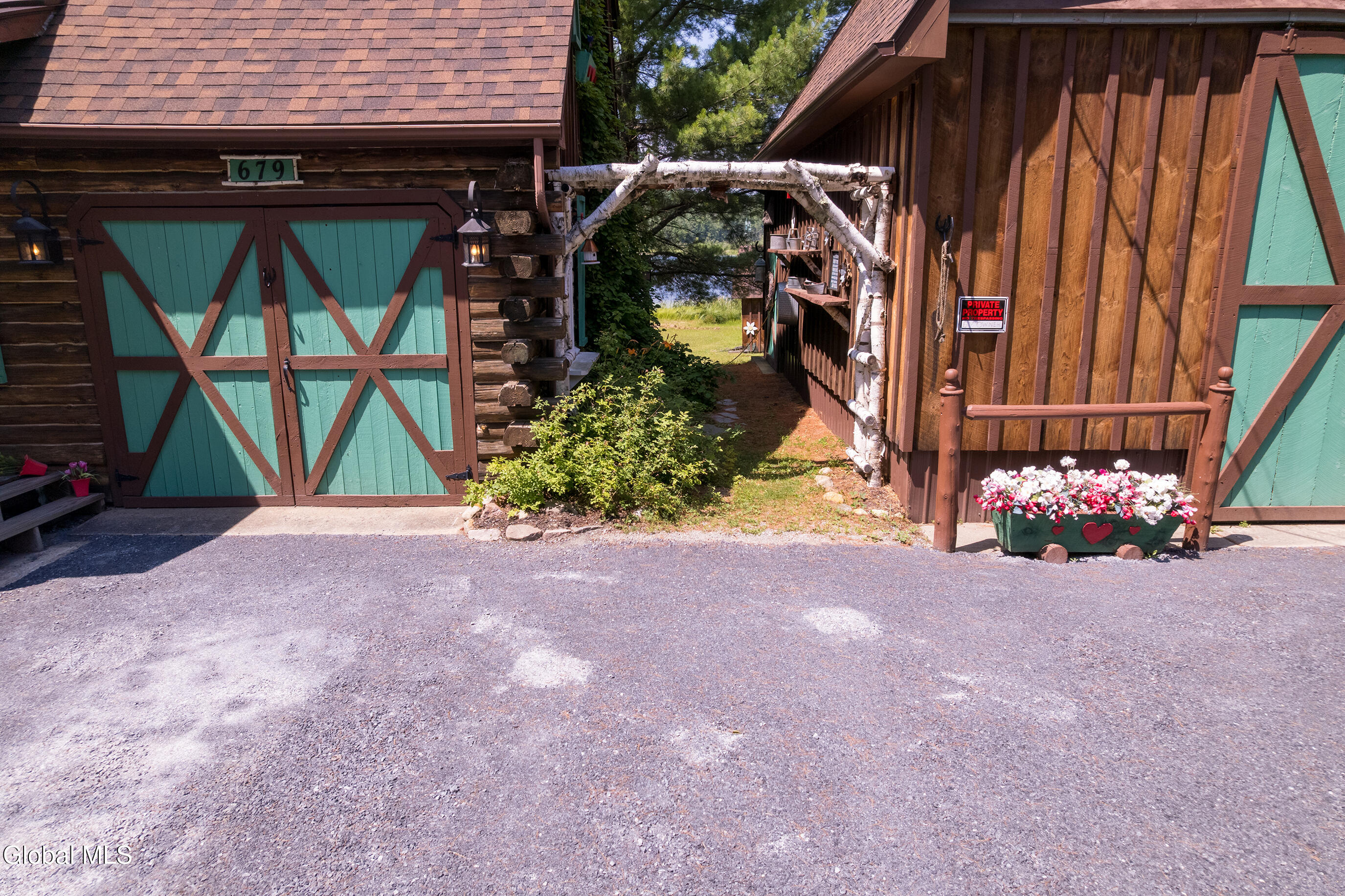 679 Valentine Pond Rd