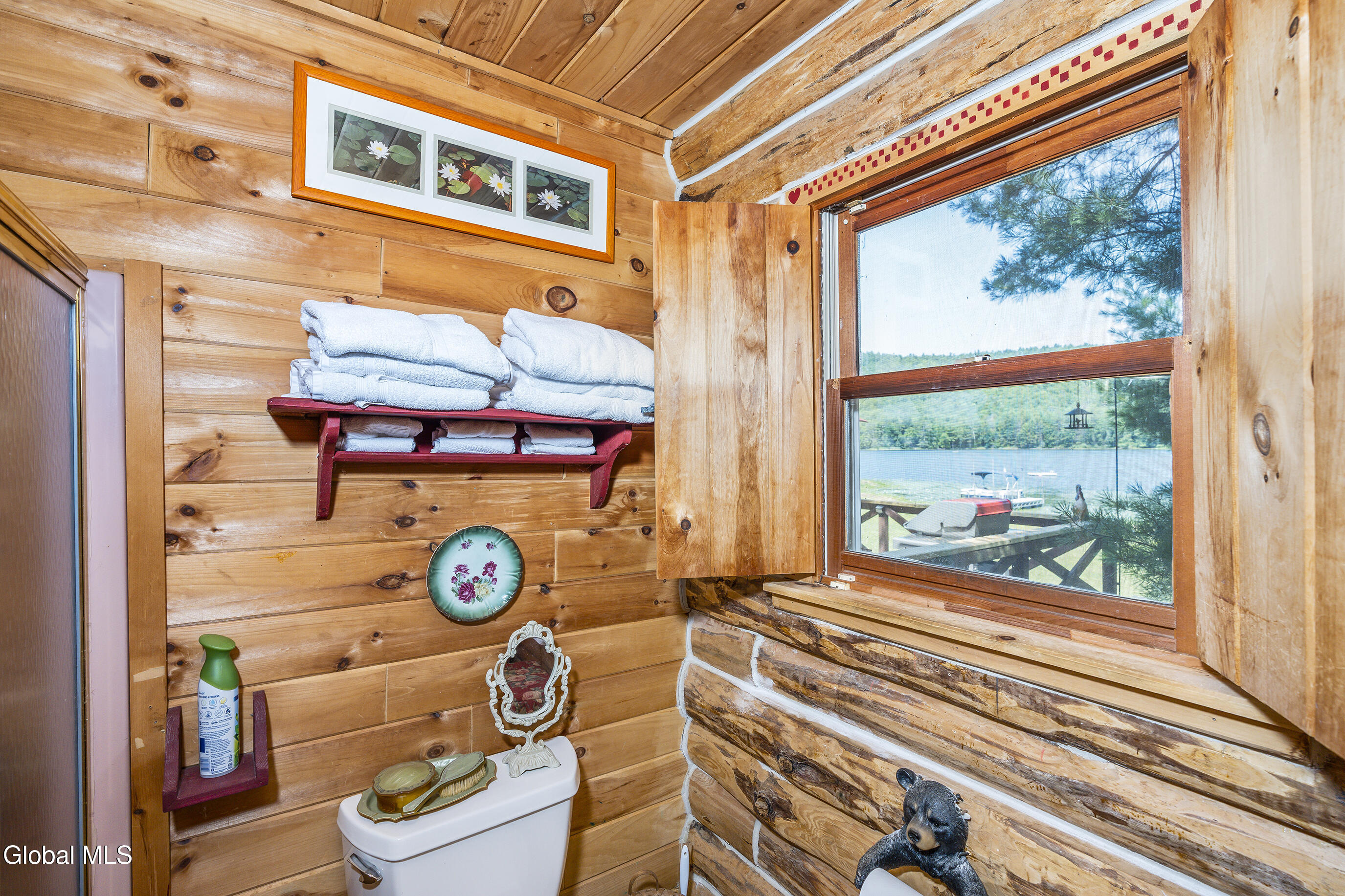 679 Valentine Pond Rd