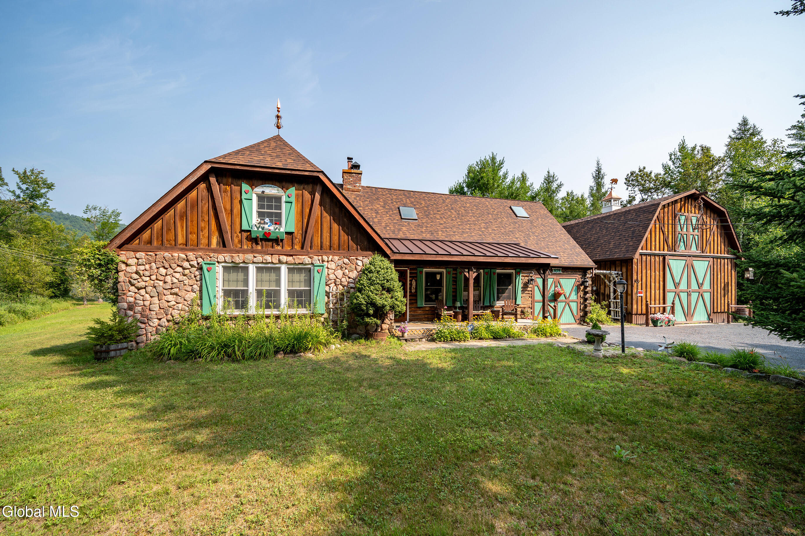 679 Valentine Pond Rd