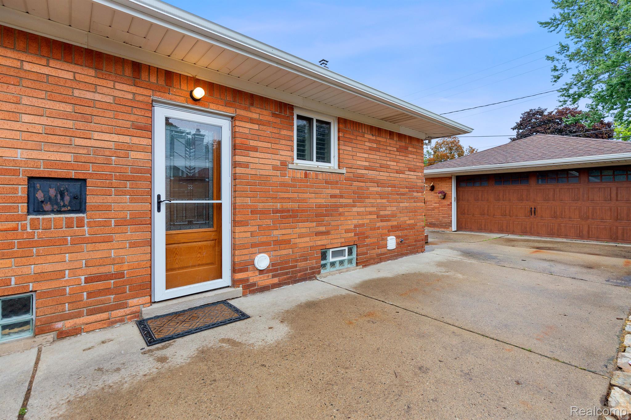 21609 Stephens Street