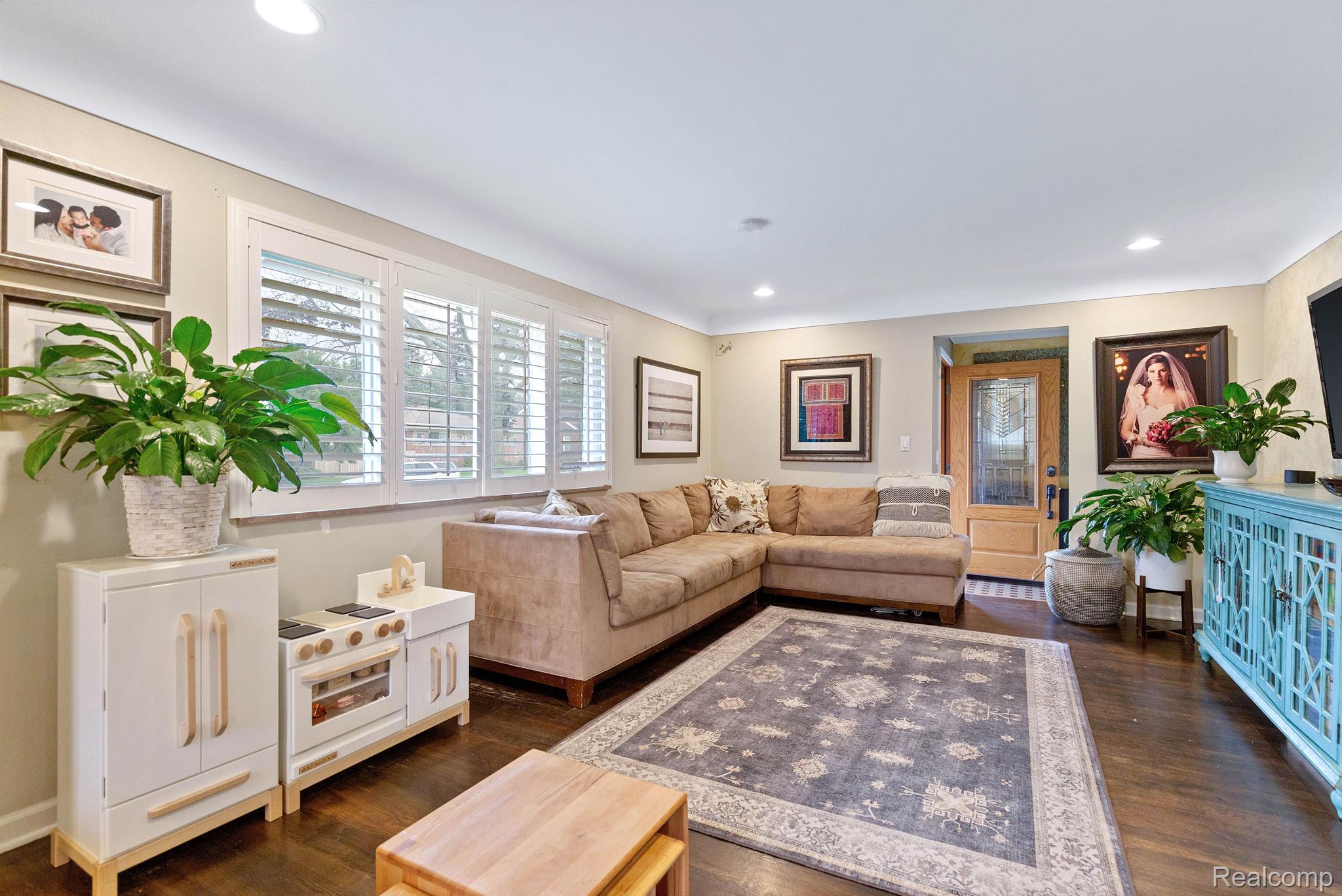 21609 Stephens Street