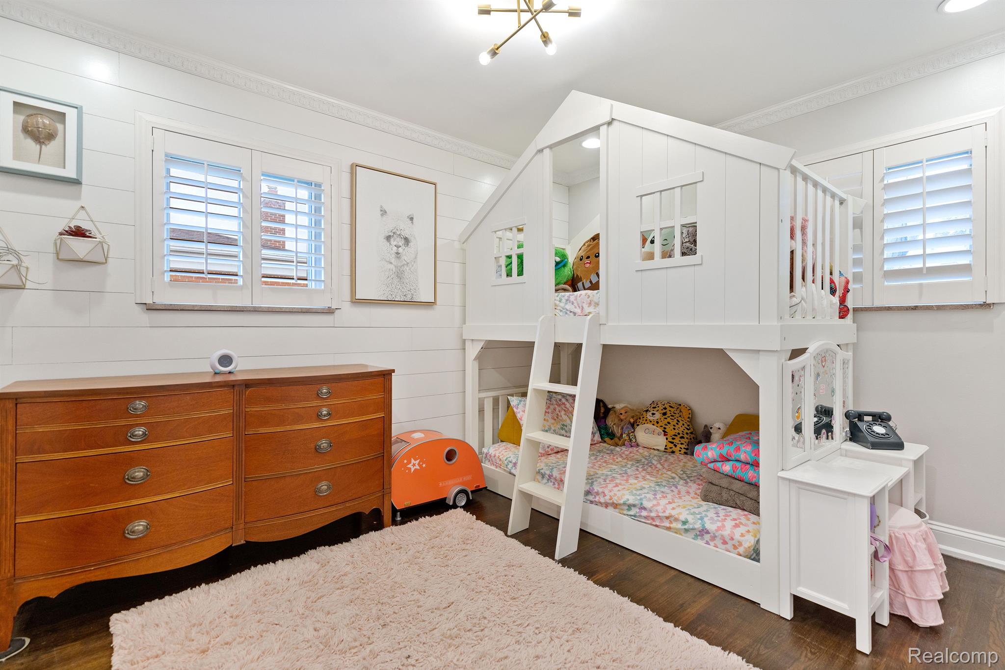 21609 Stephens Street