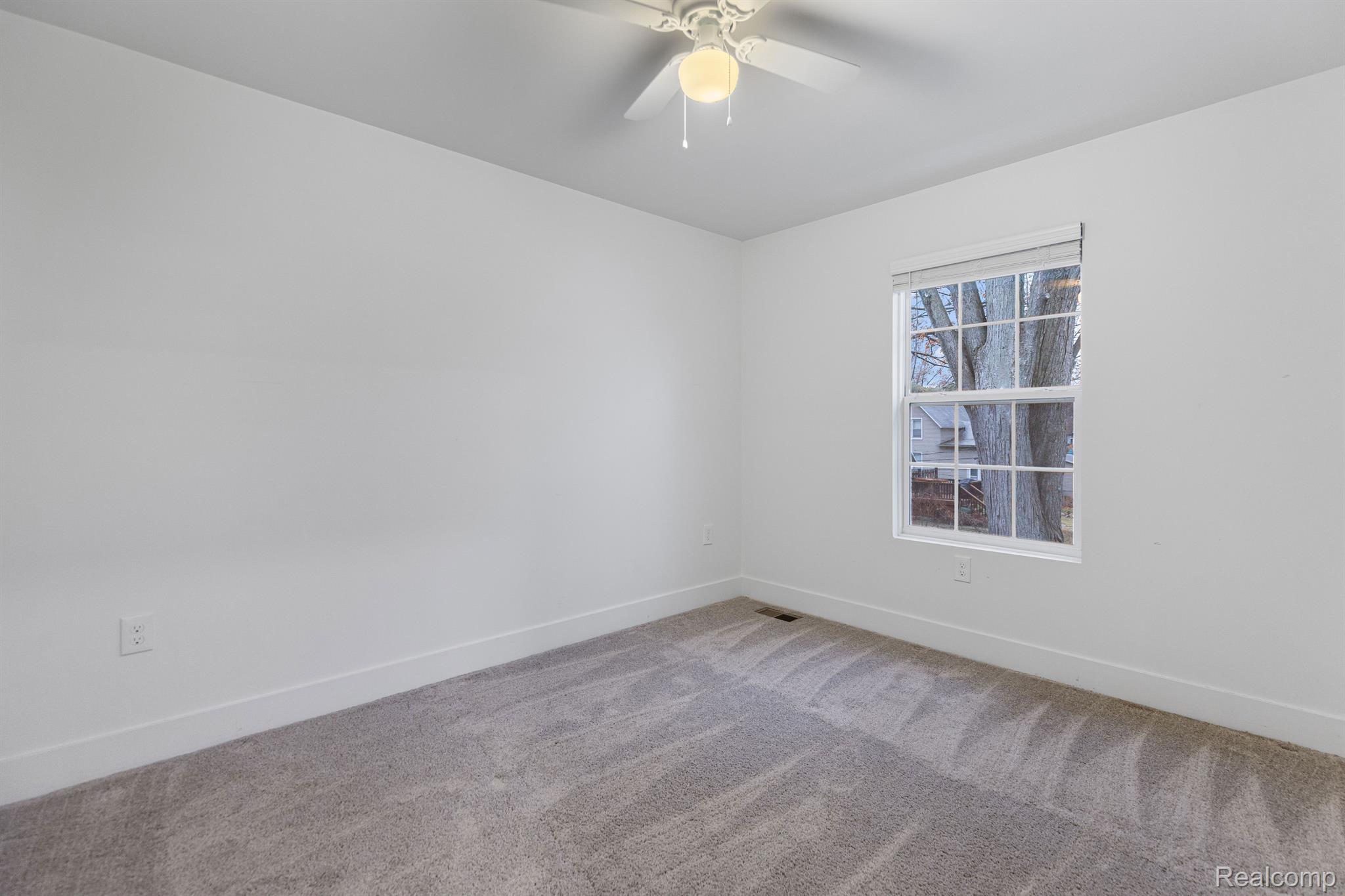 102 Dickinson Street