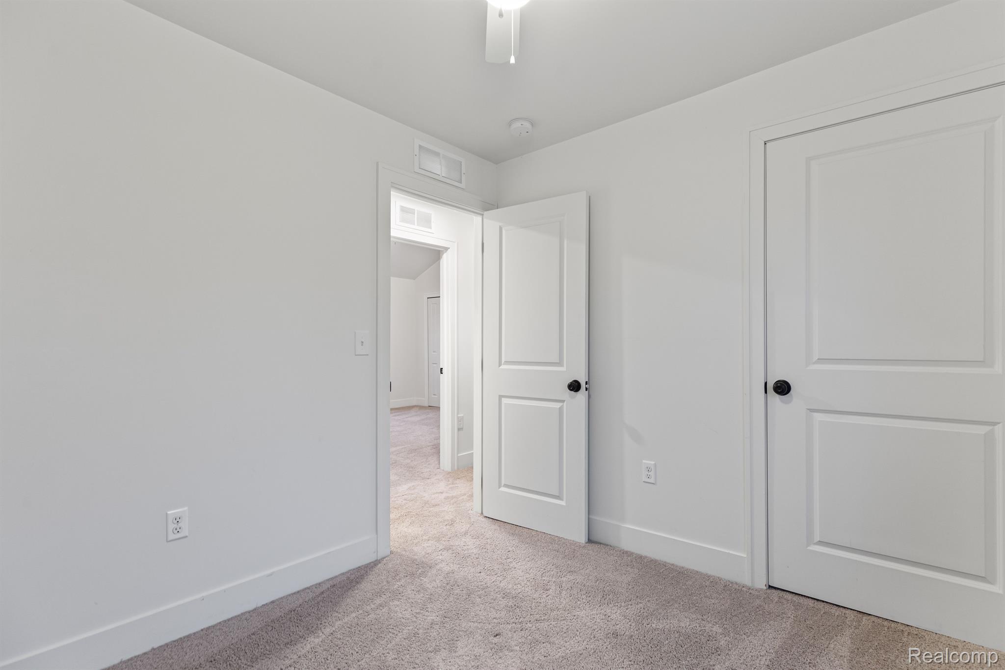 102 Dickinson Street