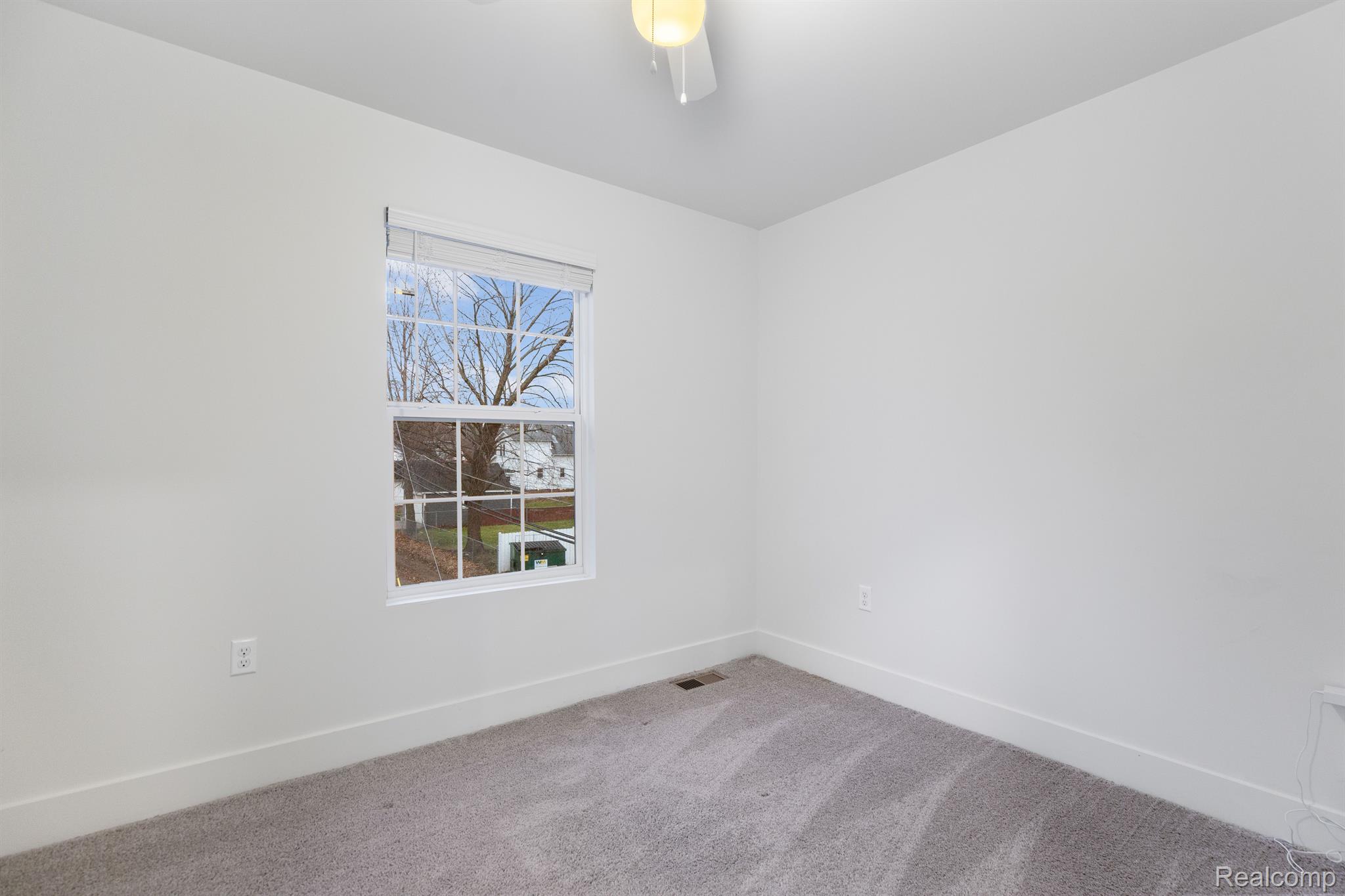 102 Dickinson Street