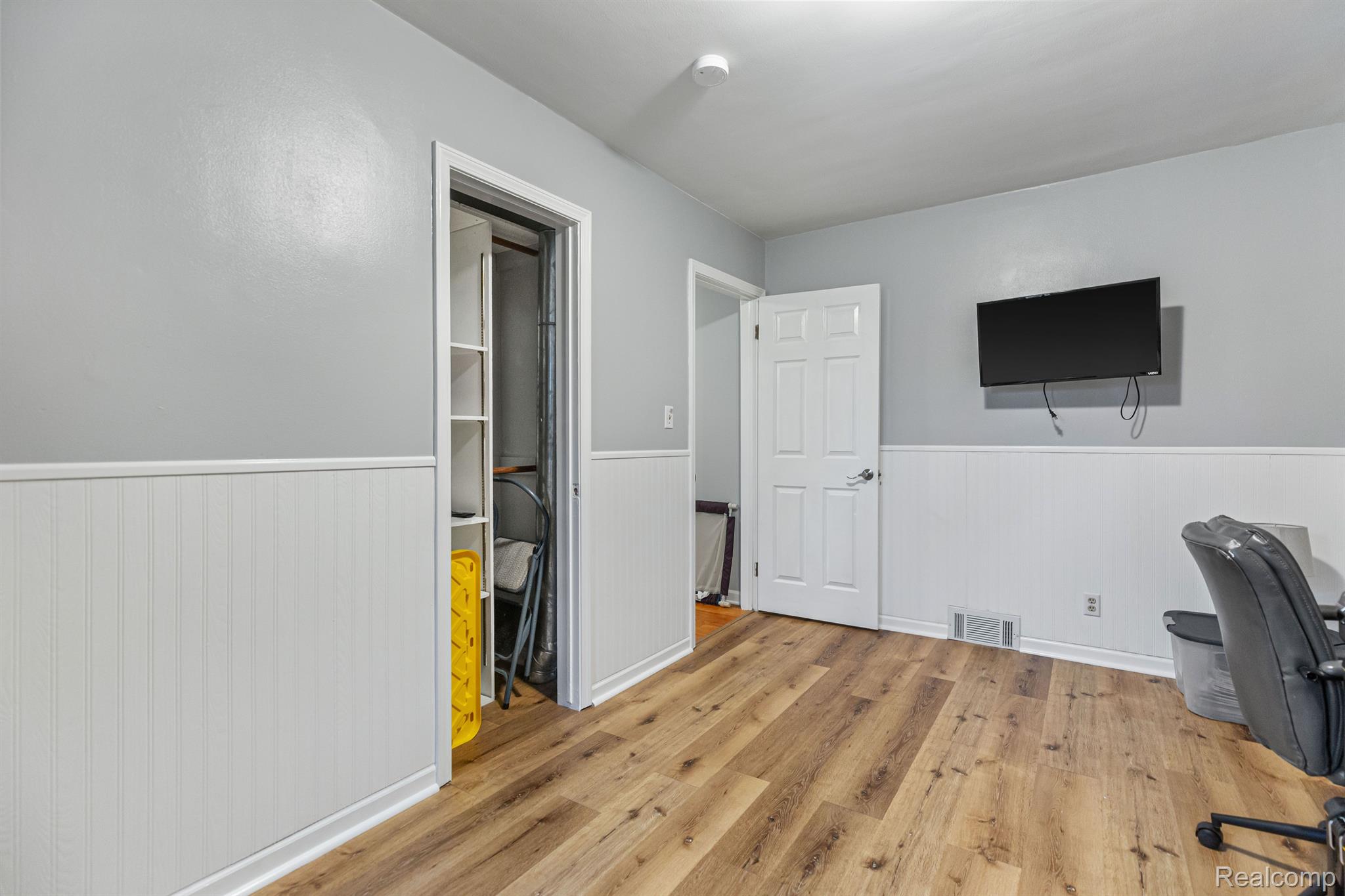 9544 Lenore