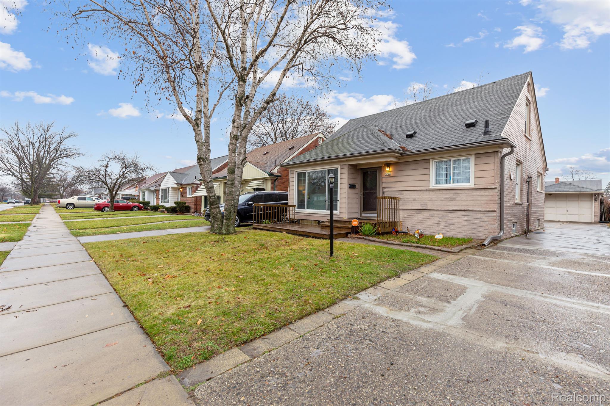 9544 Lenore