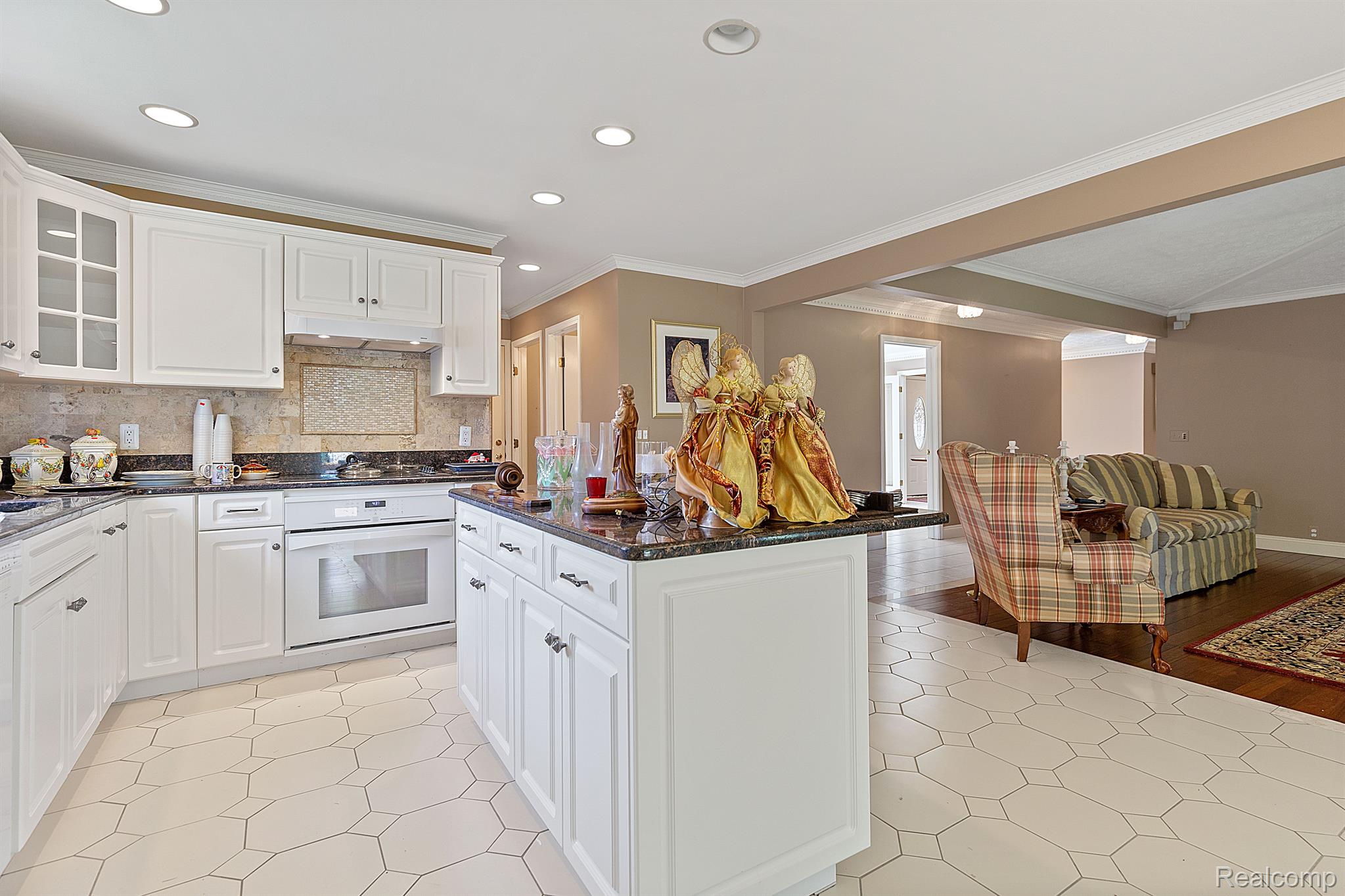 40608 MELODY Court