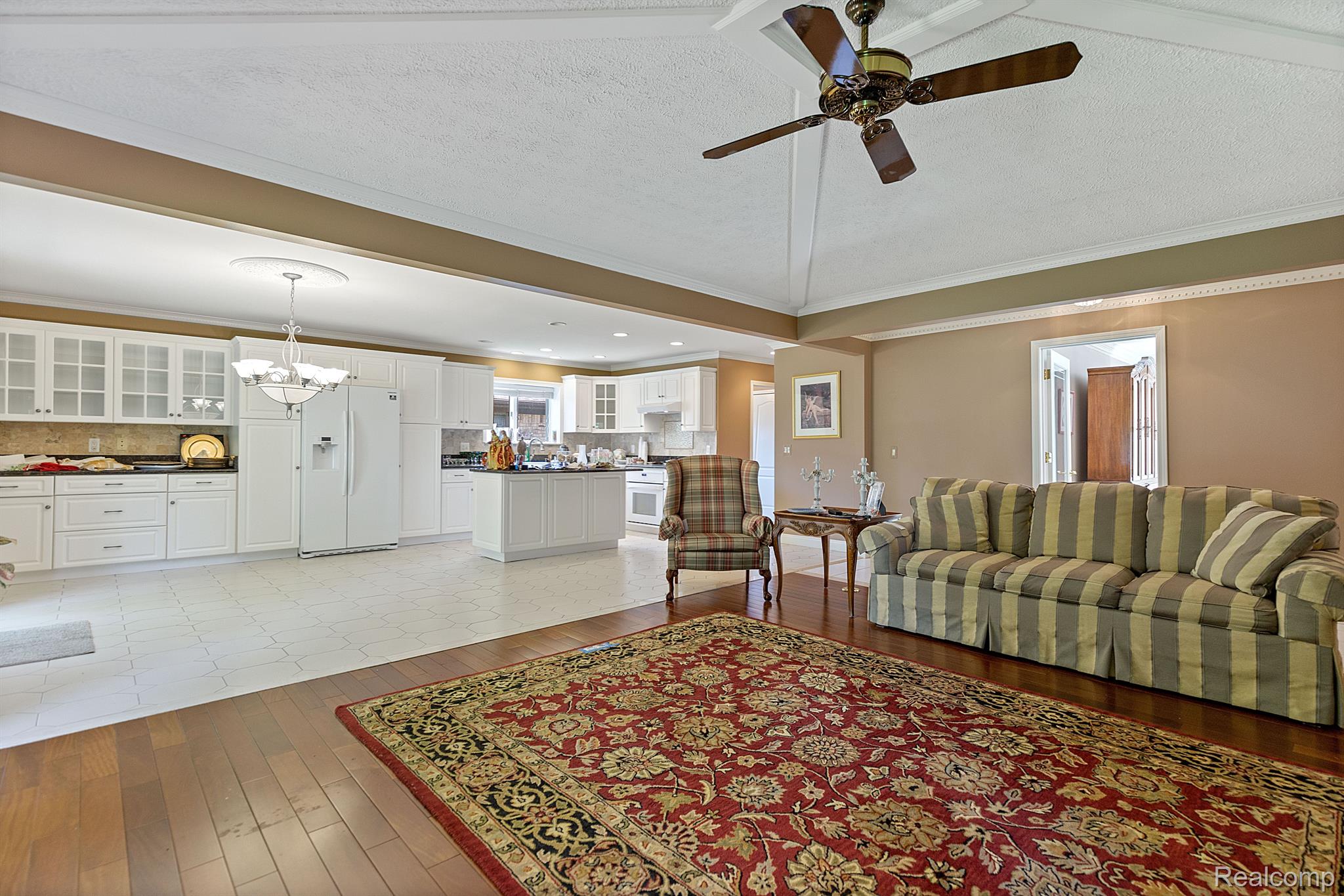 40608 MELODY Court