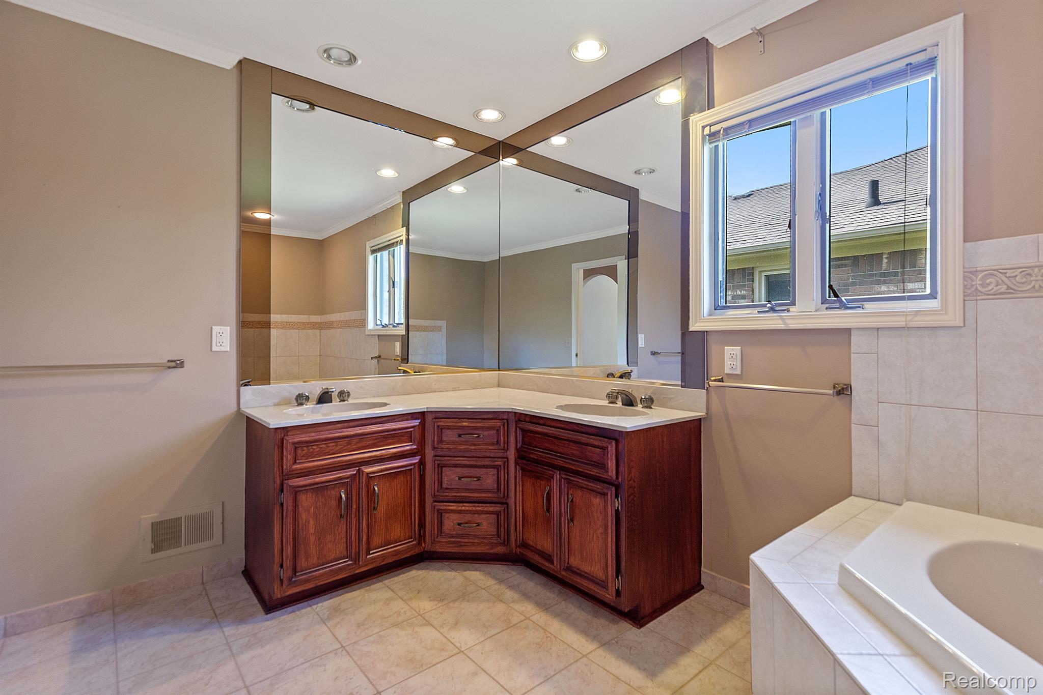 40608 MELODY Court