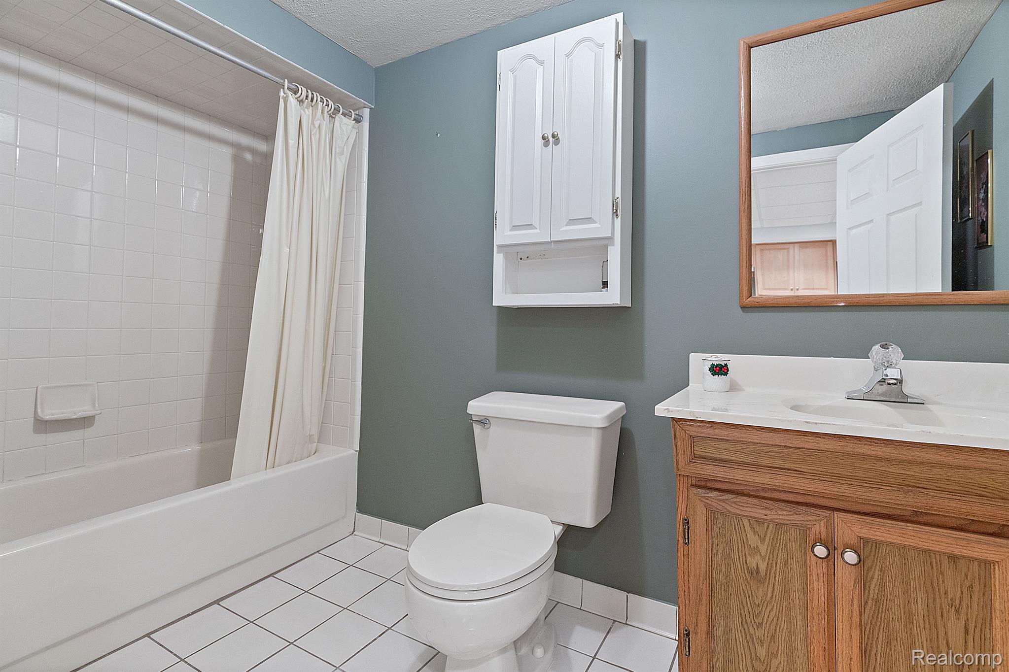 40608 MELODY Court