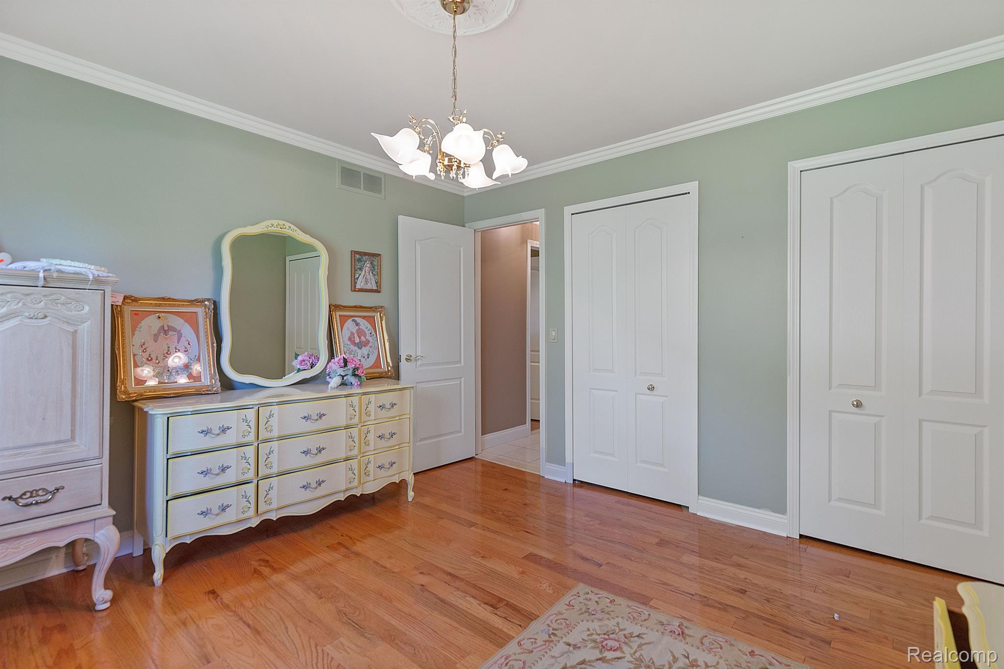 40608 MELODY Court
