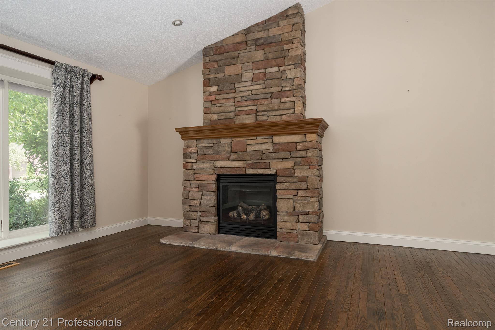 44817 FORD WAY Drive