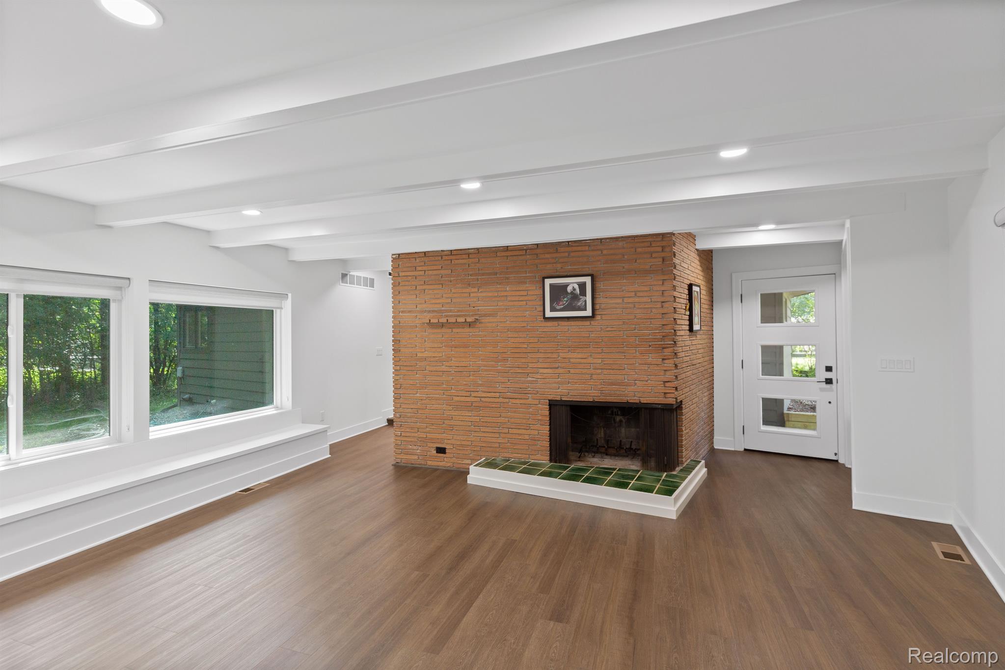 28470 SHADYLANE Drive