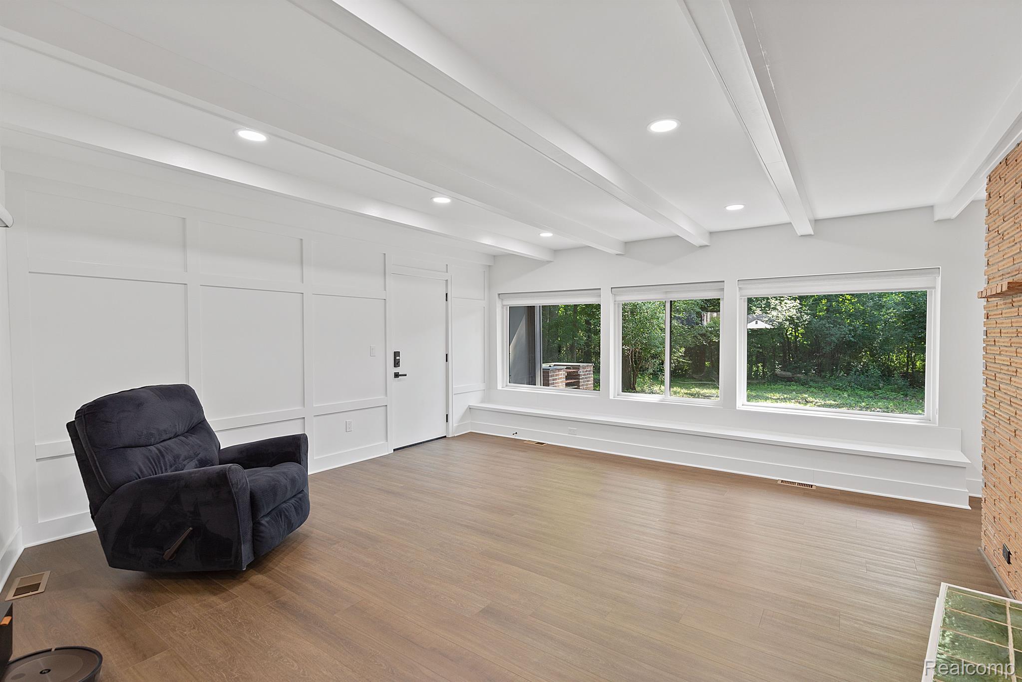 28470 SHADYLANE Drive