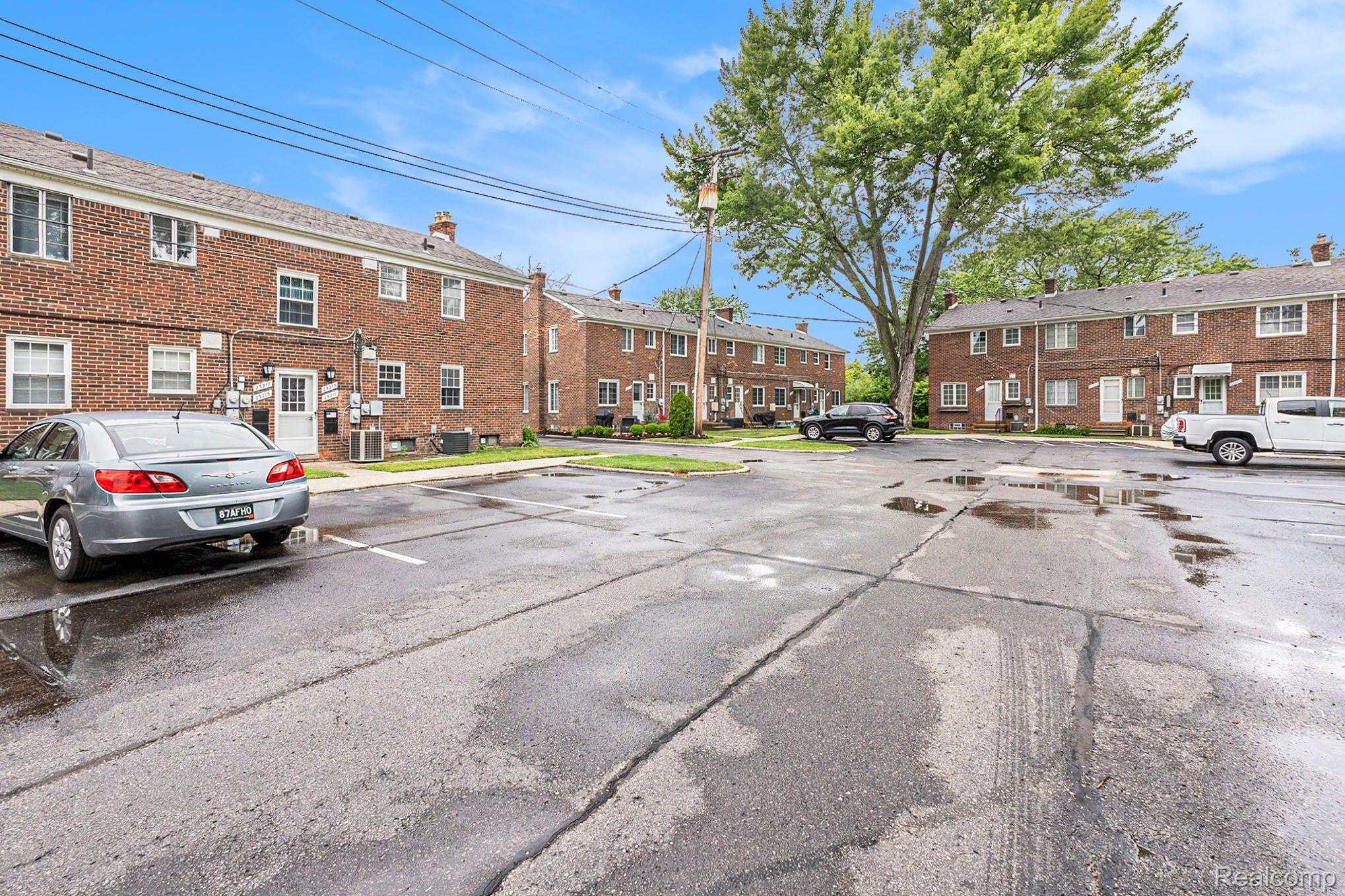 23211 EDSEL FORD