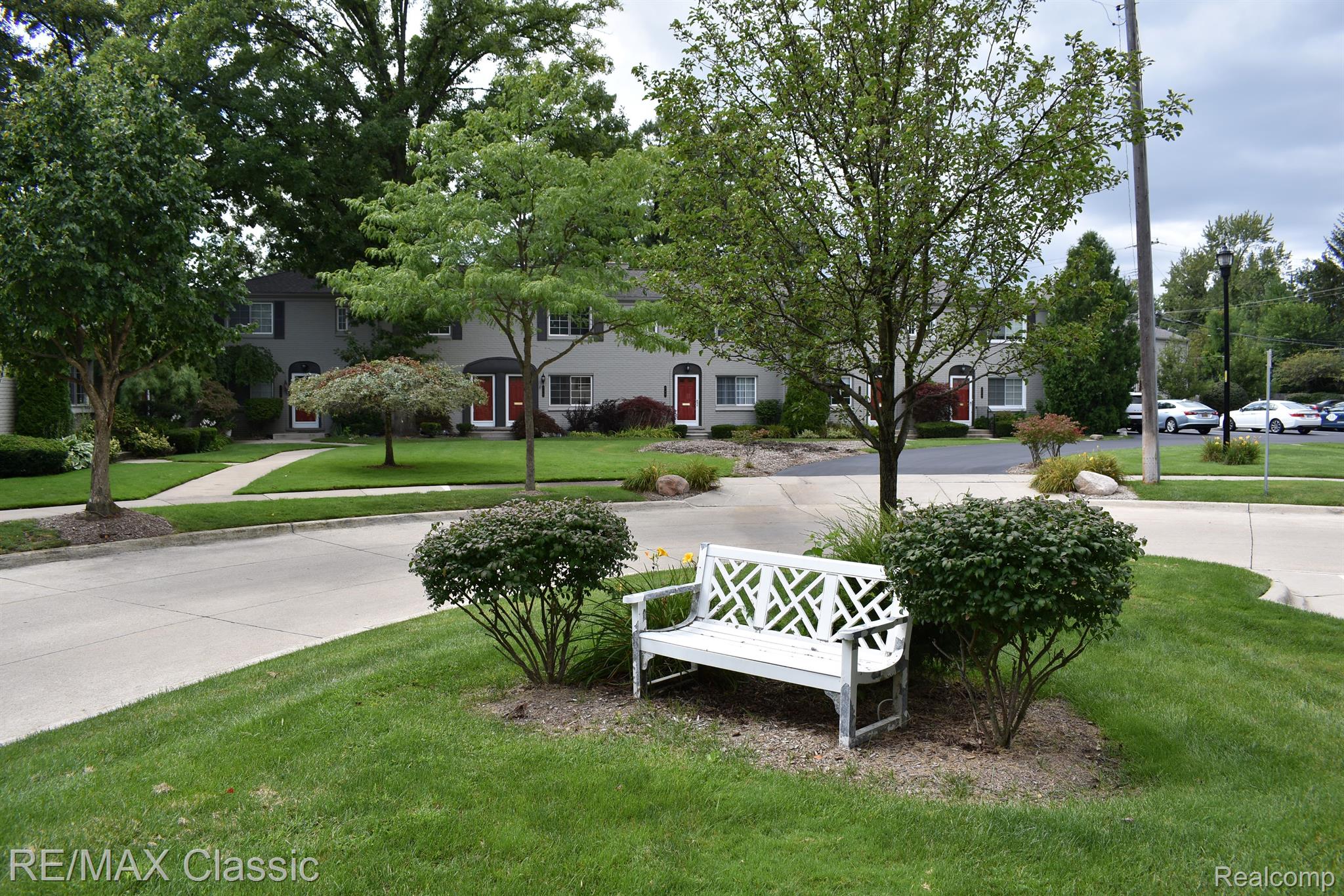 752 GRAEFIELD Court