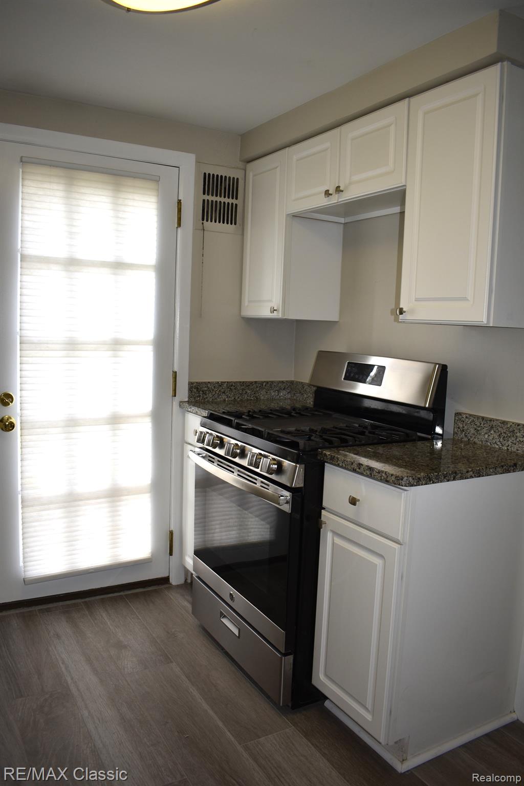 752 GRAEFIELD Court