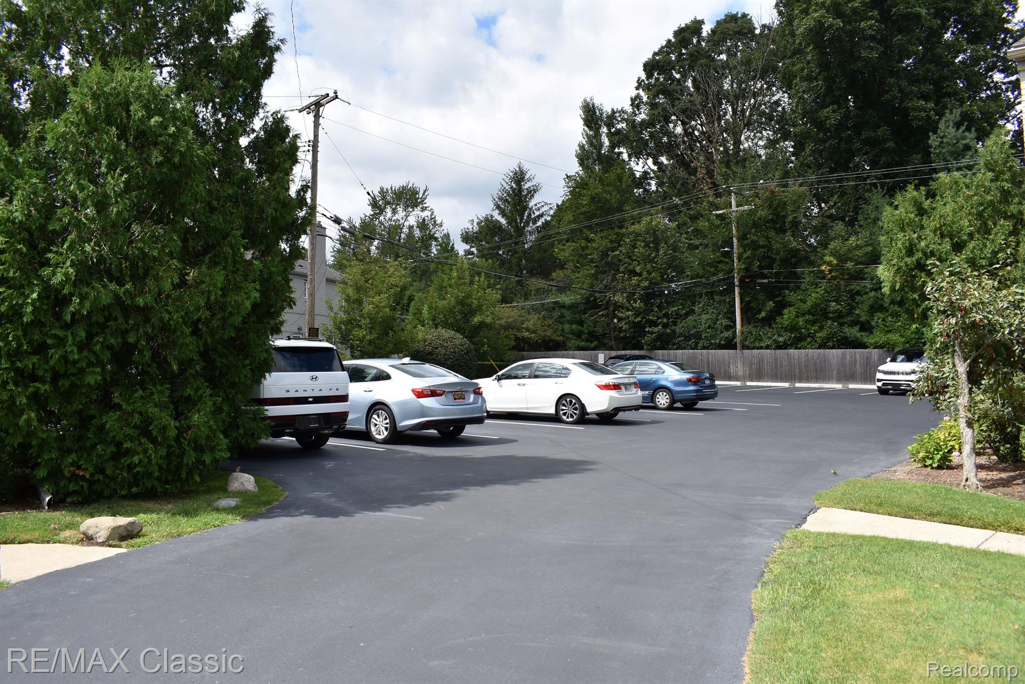 752 GRAEFIELD Court