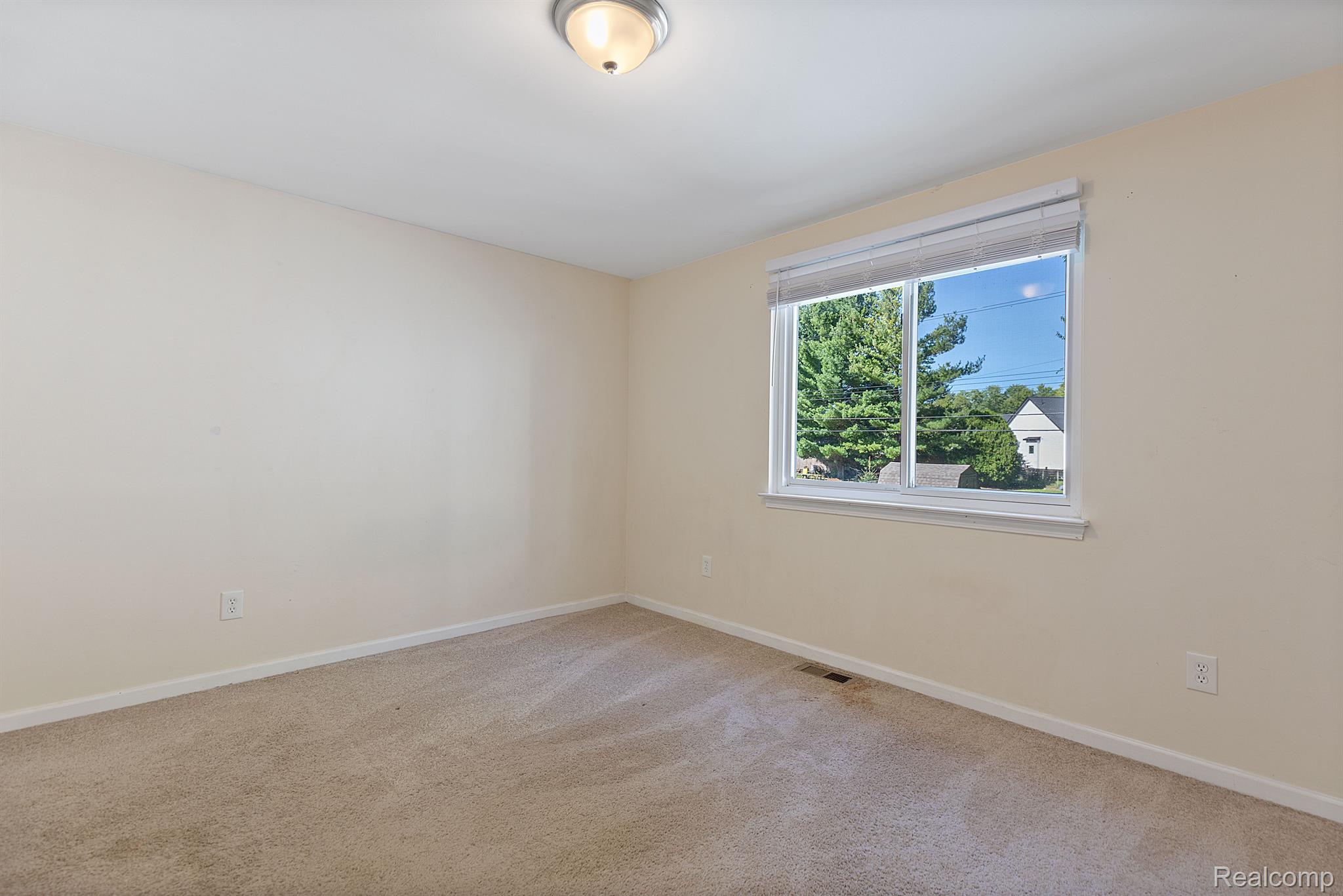 2522 CANDLEWICK Drive