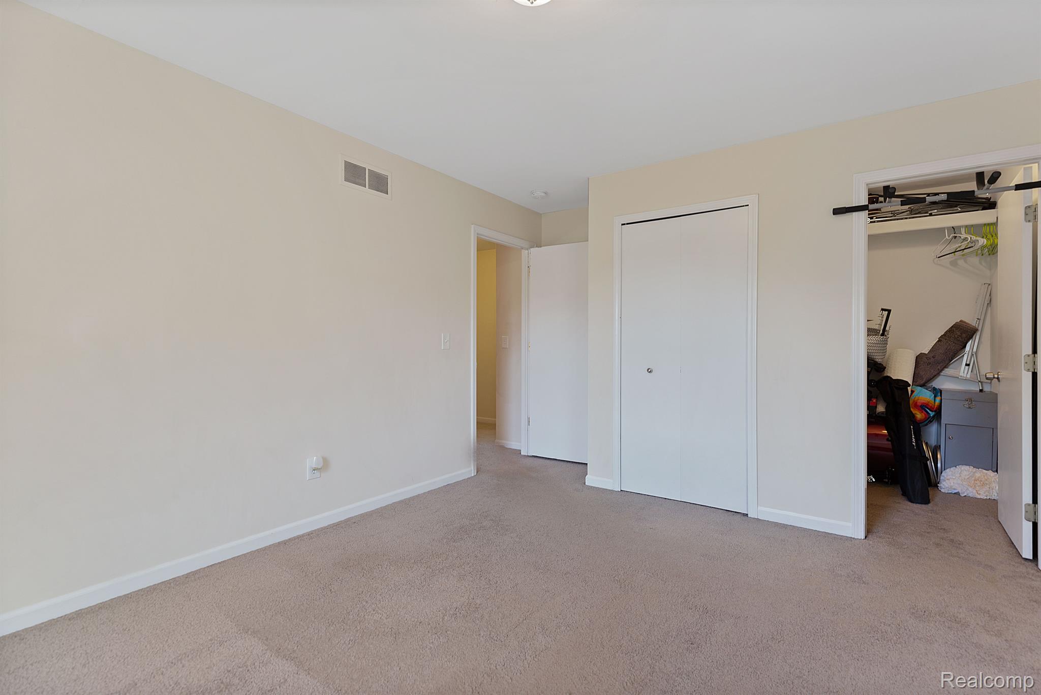 2522 CANDLEWICK Drive